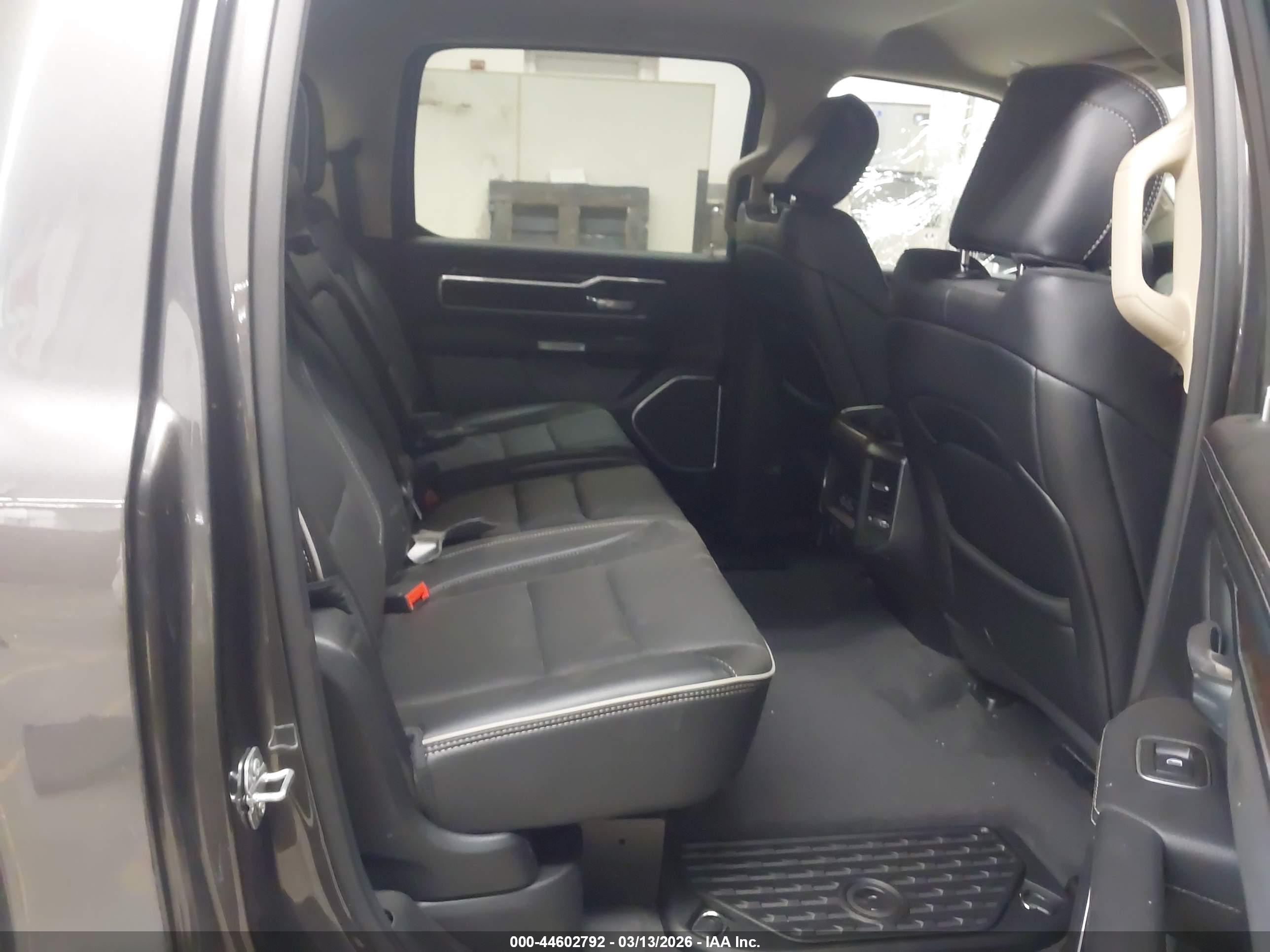 RAM 1500 image 8