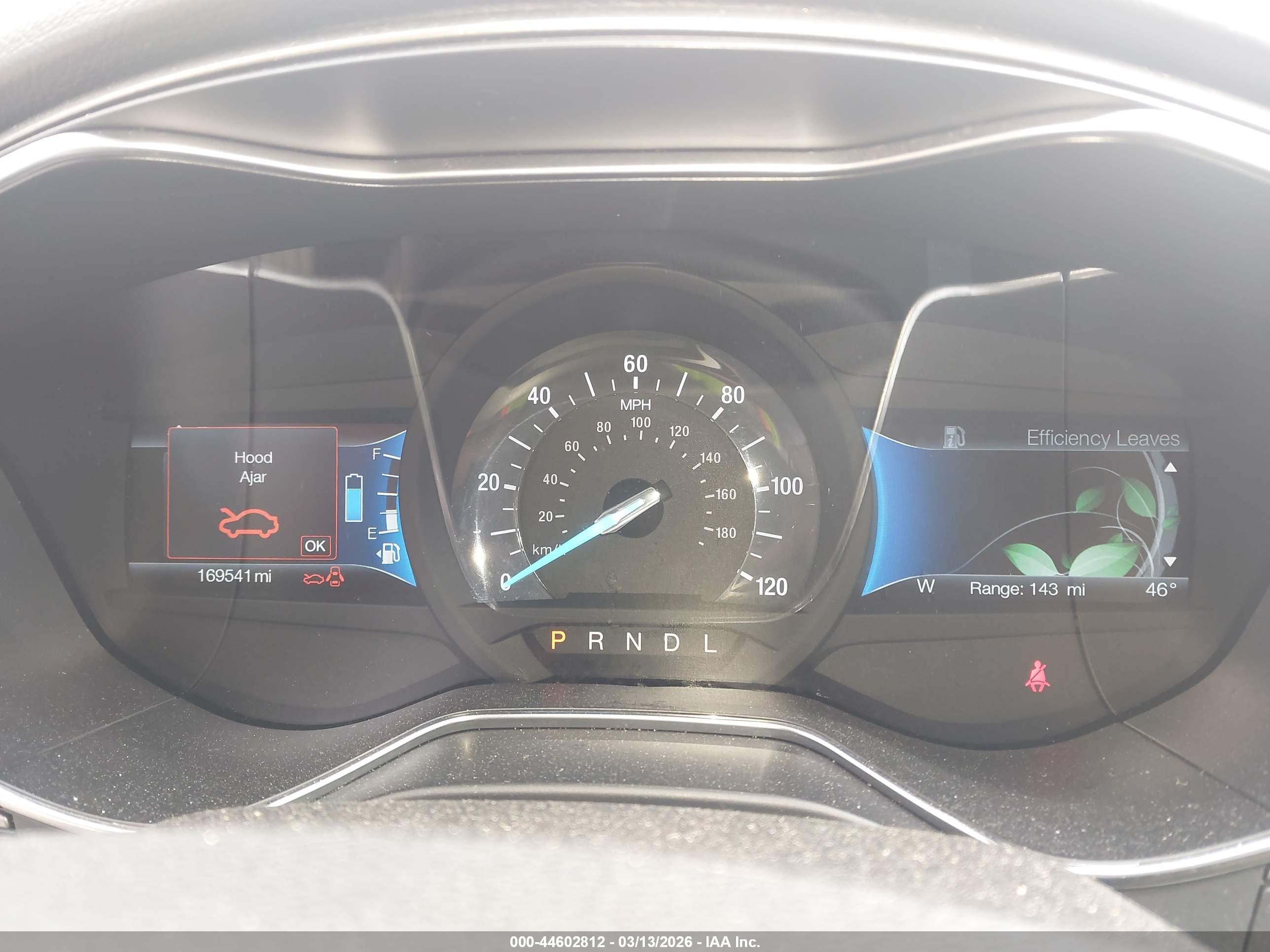 FORD FUSION image 7