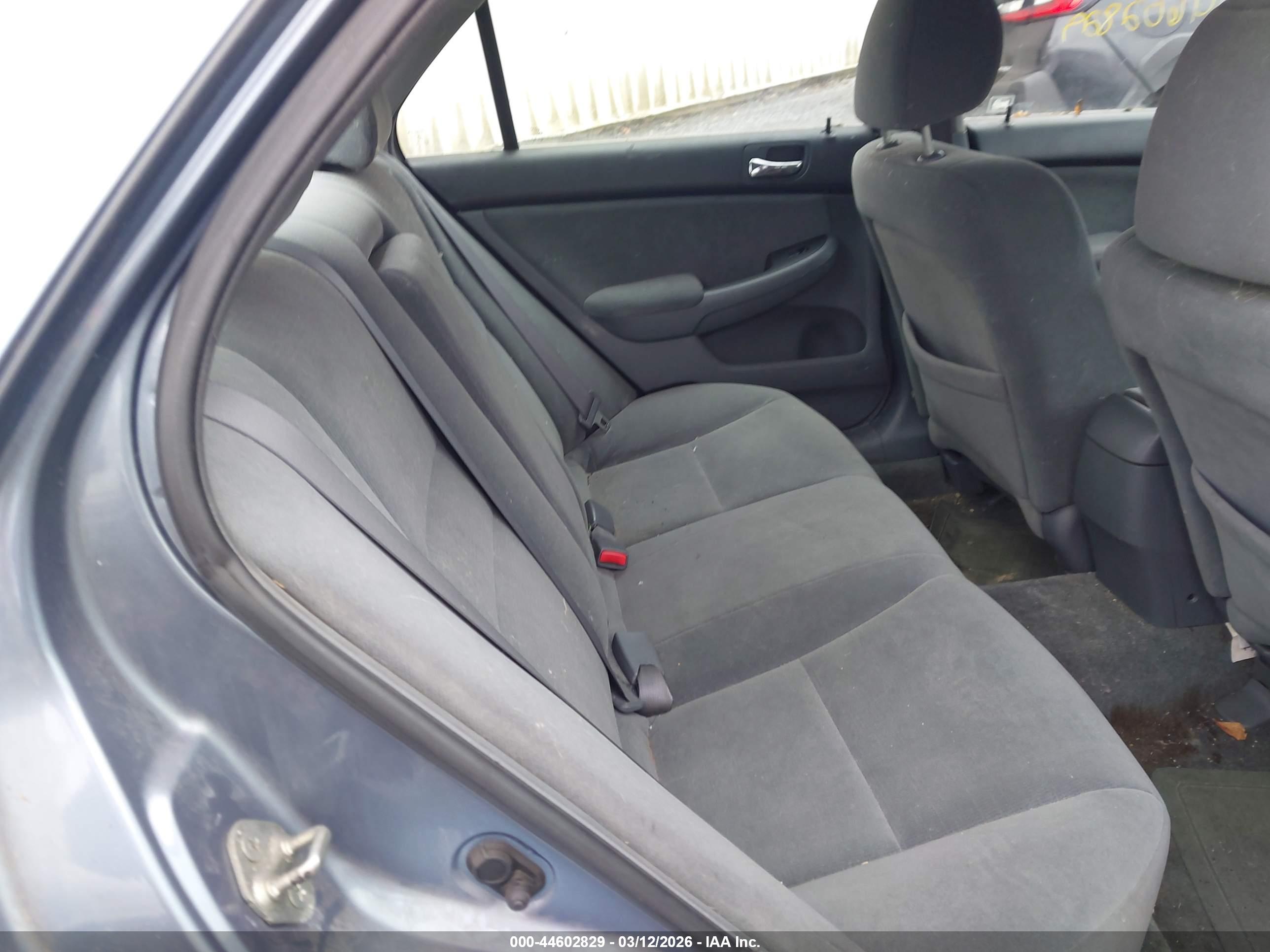 HONDA ACCORD image 8