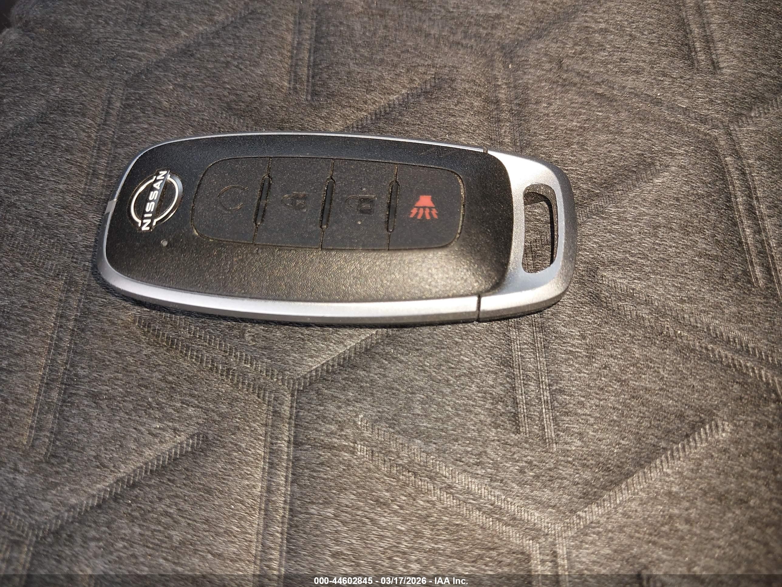 NISSAN KICKS image 11