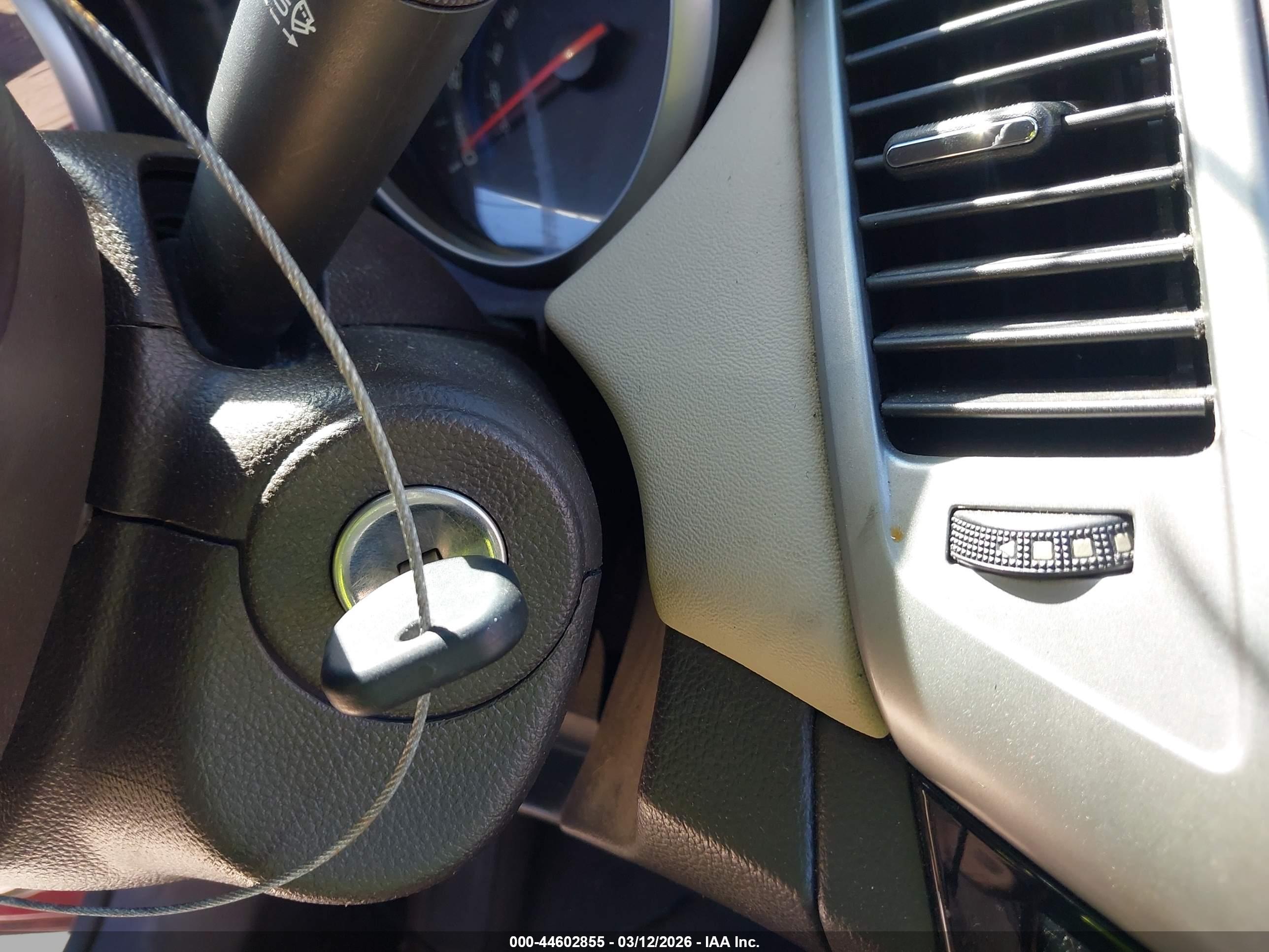 CHEVROLET CRUZE image 11