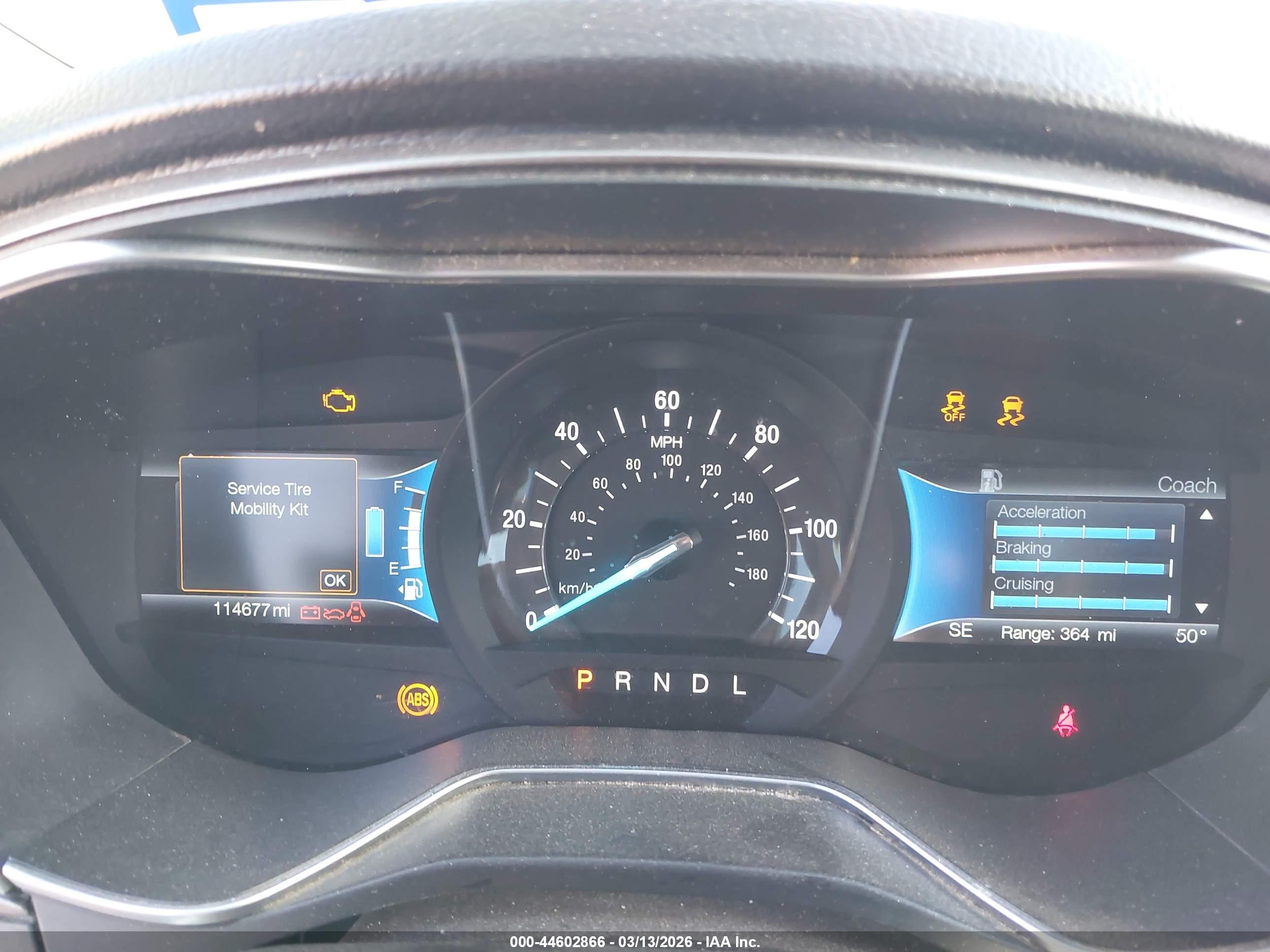 FORD FUSION image 7