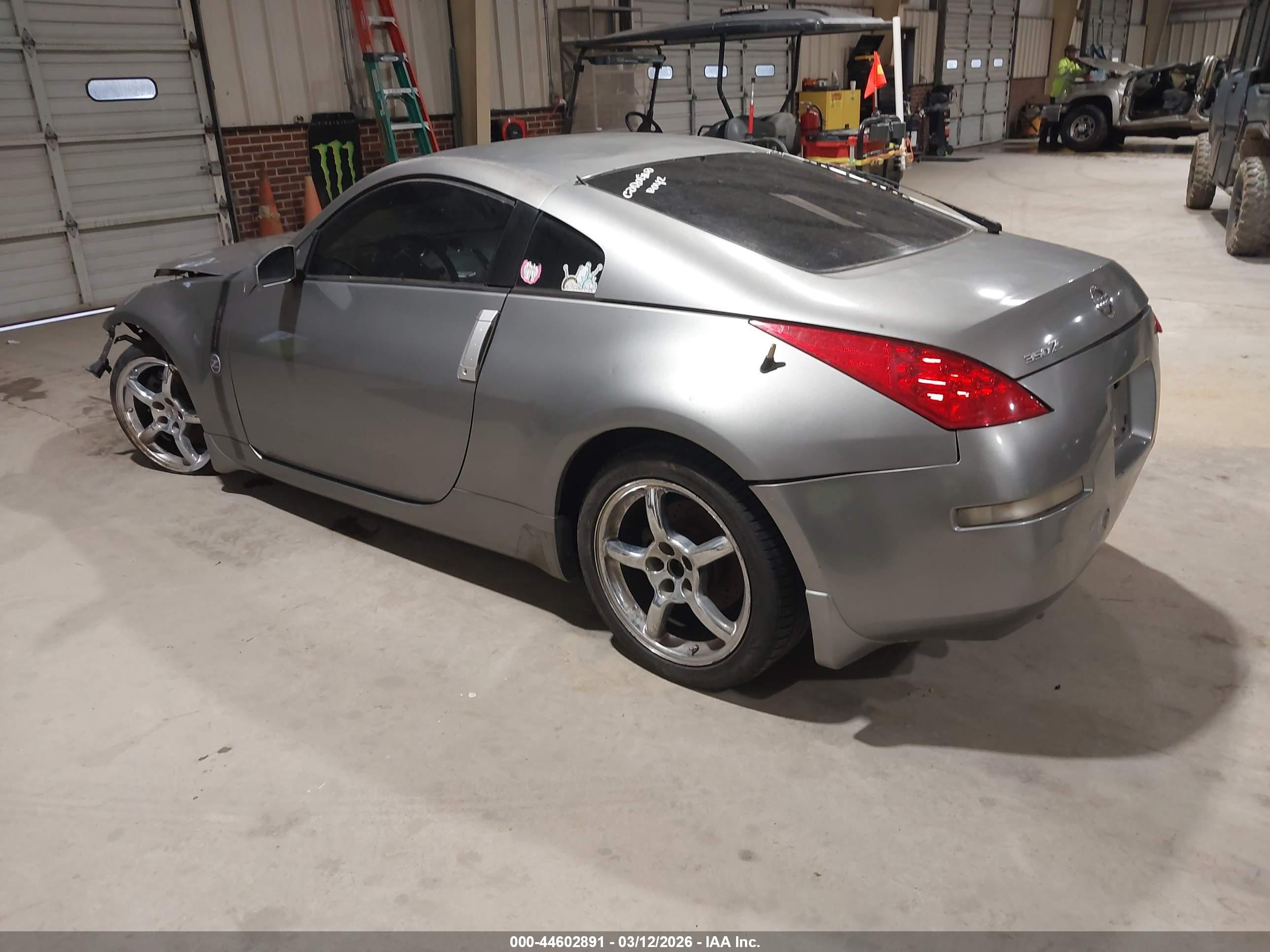 NISSAN 350Z image 3