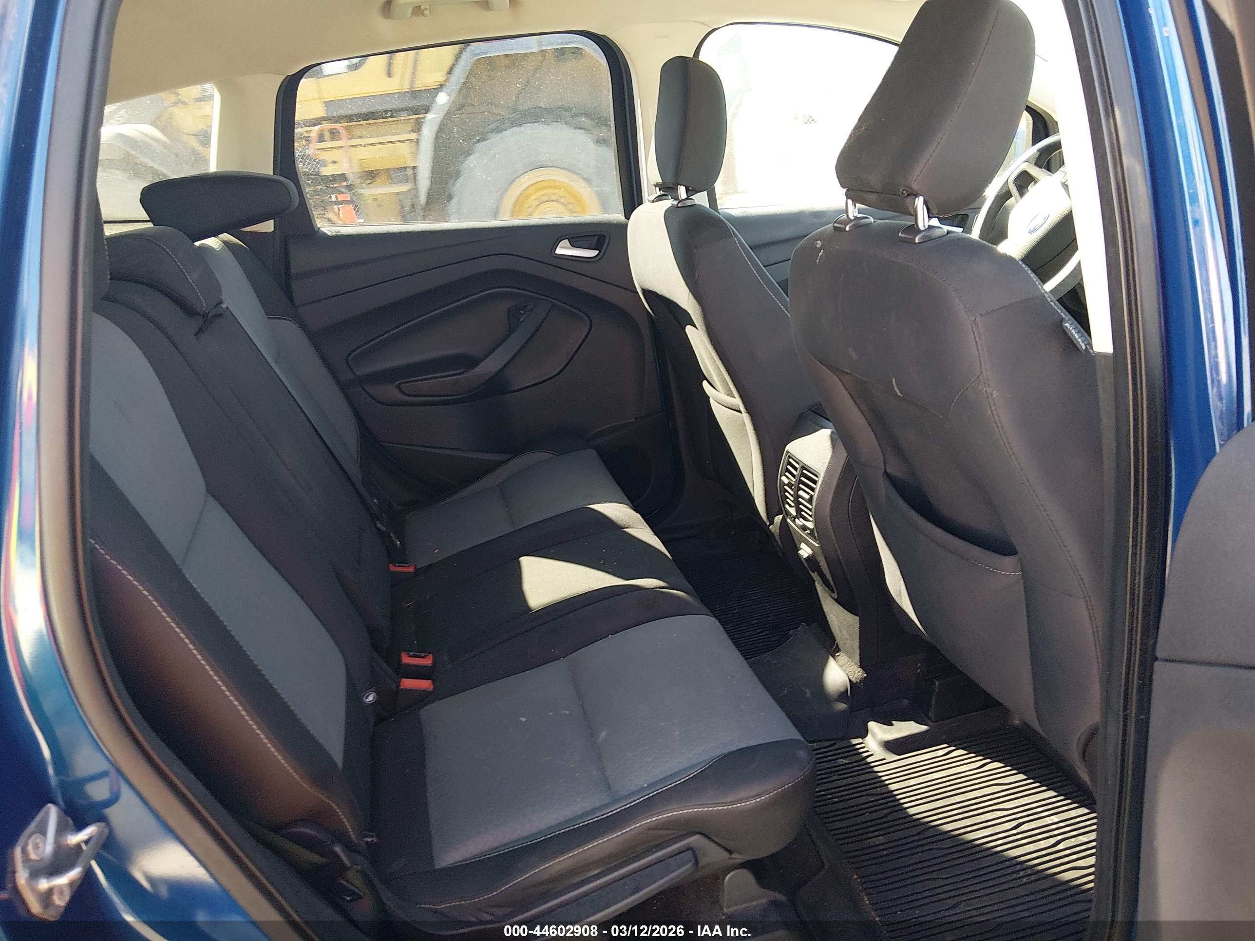 FORD ESCAPE image 8