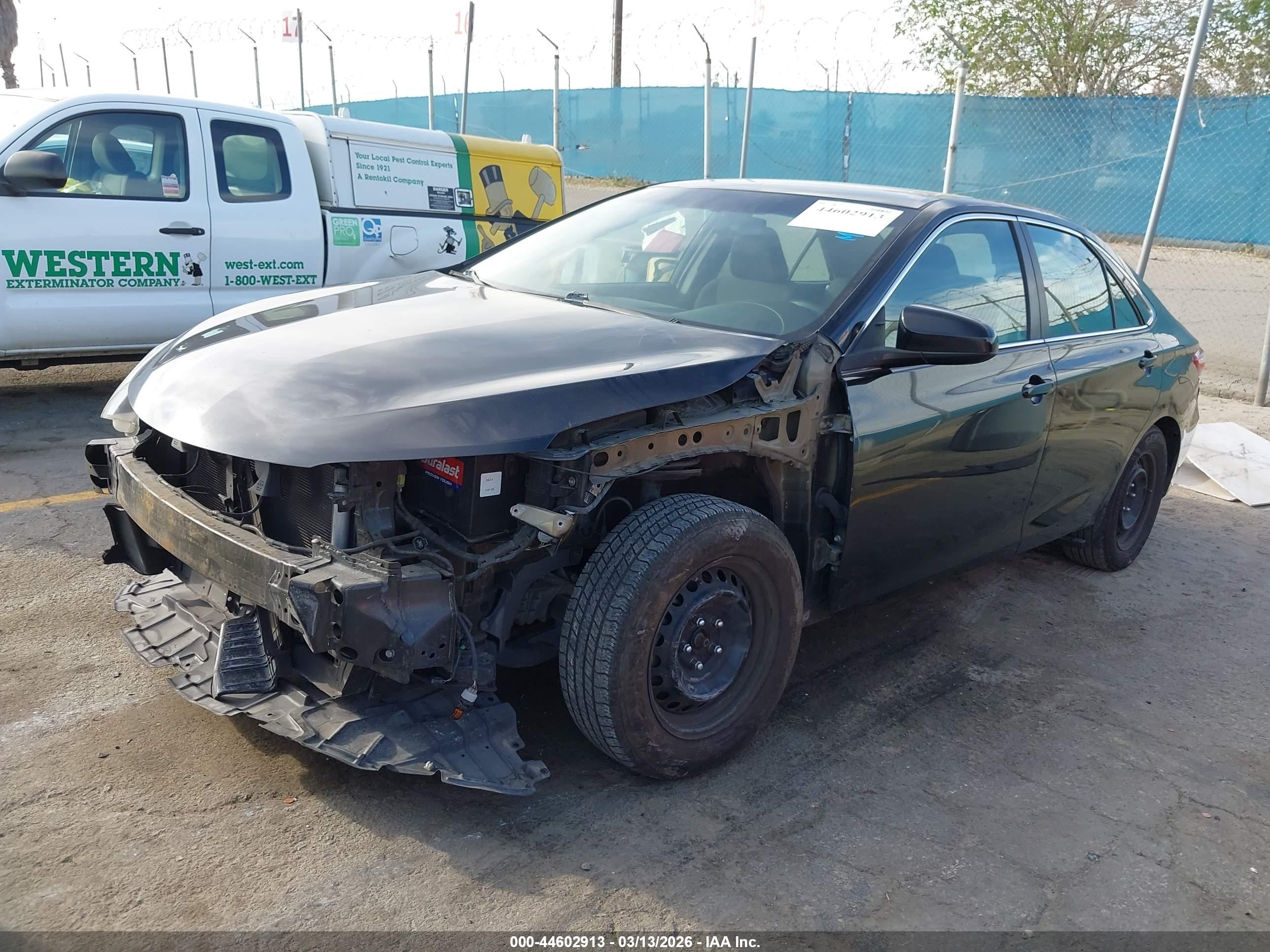 TOYOTA CAMRY image 2