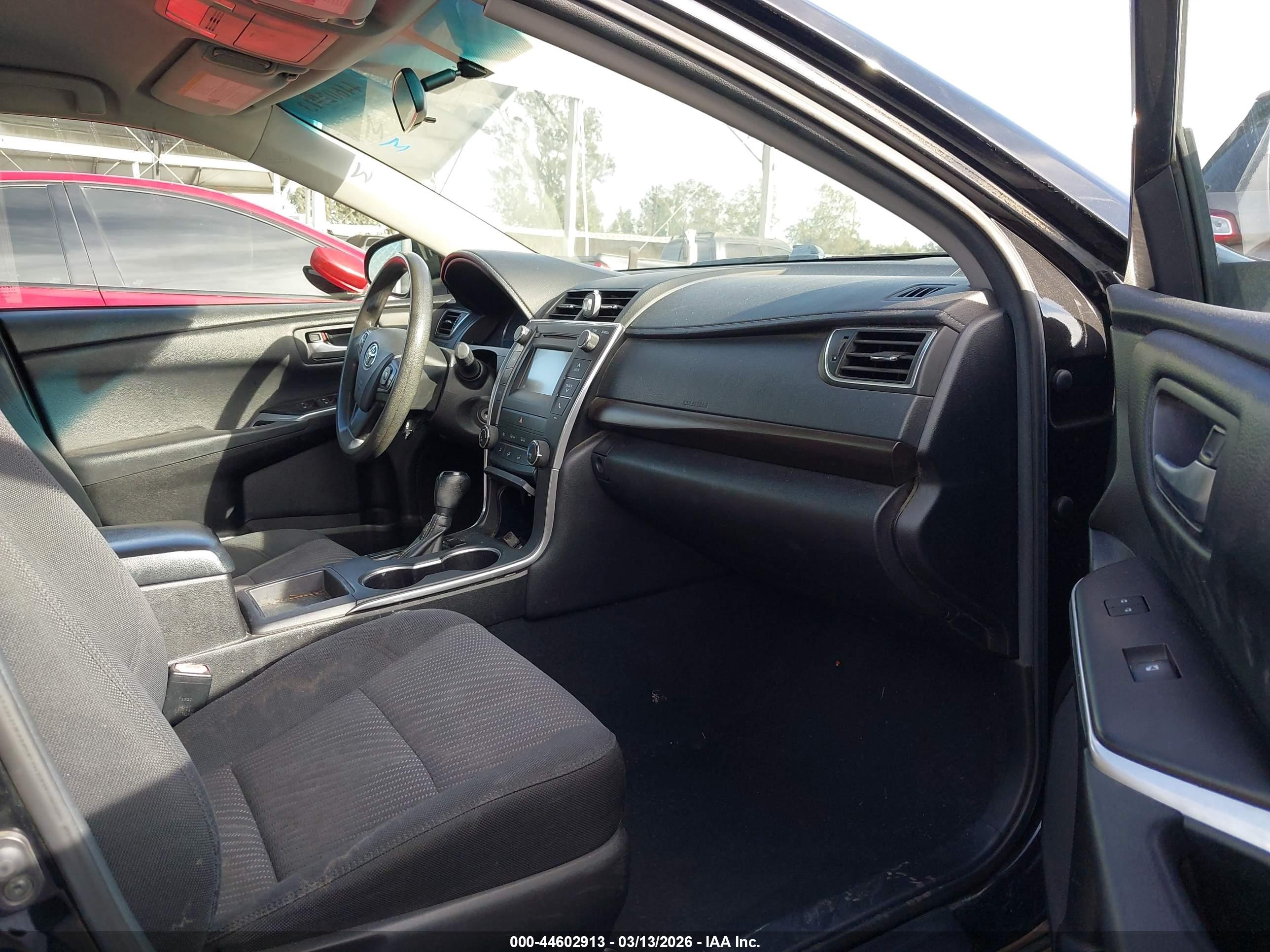 TOYOTA CAMRY image 5