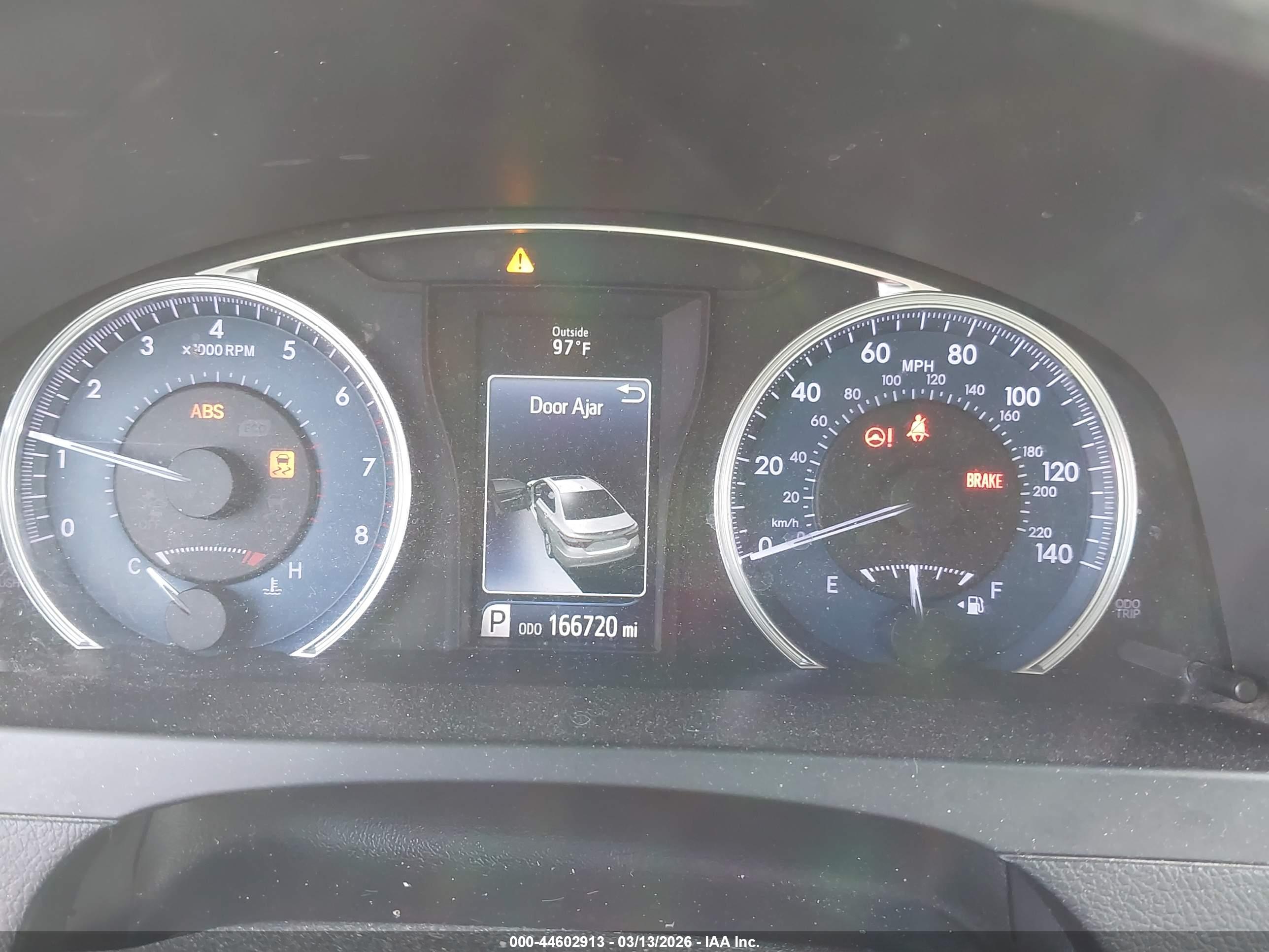 TOYOTA CAMRY image 7
