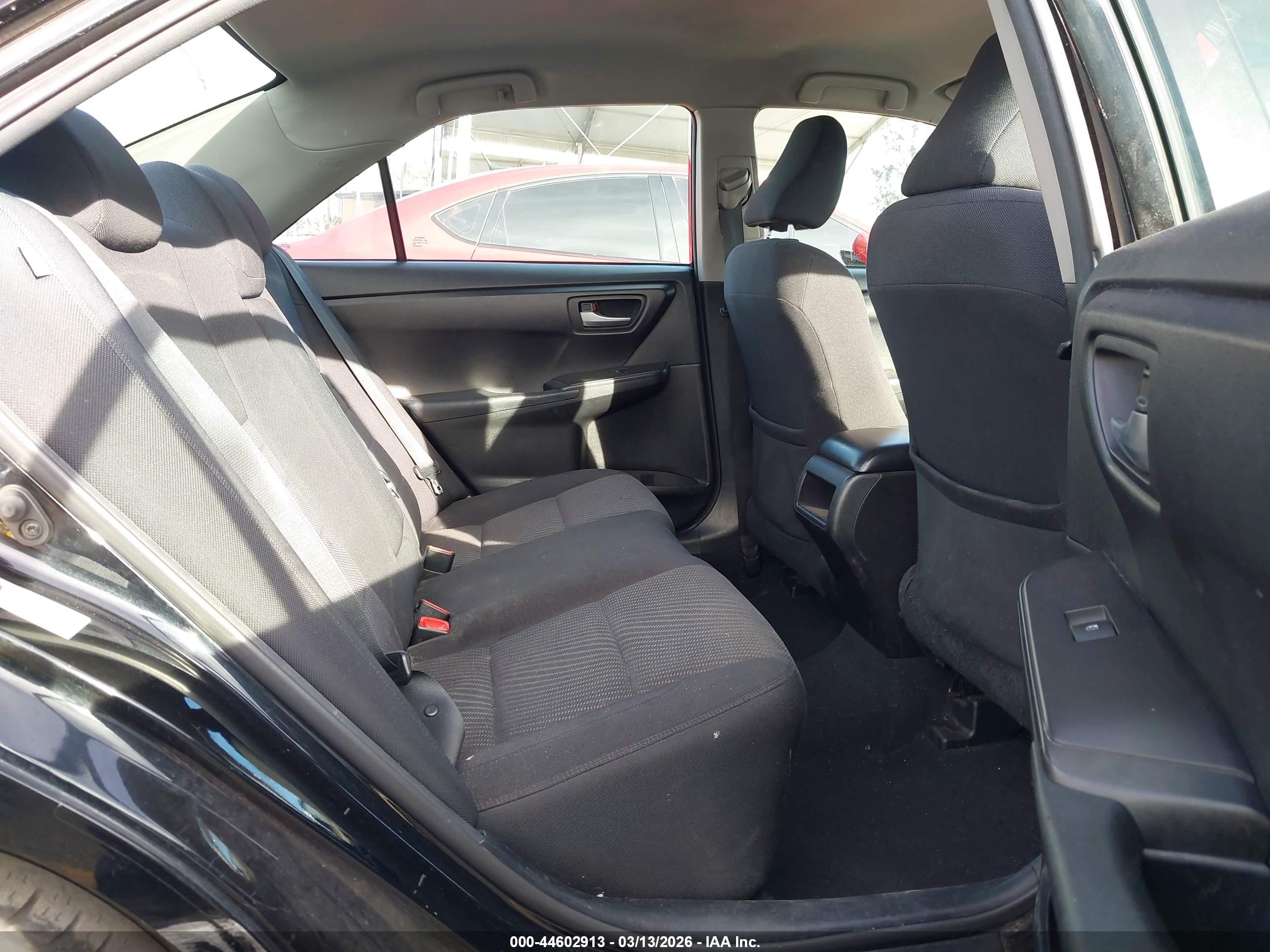 TOYOTA CAMRY image 8