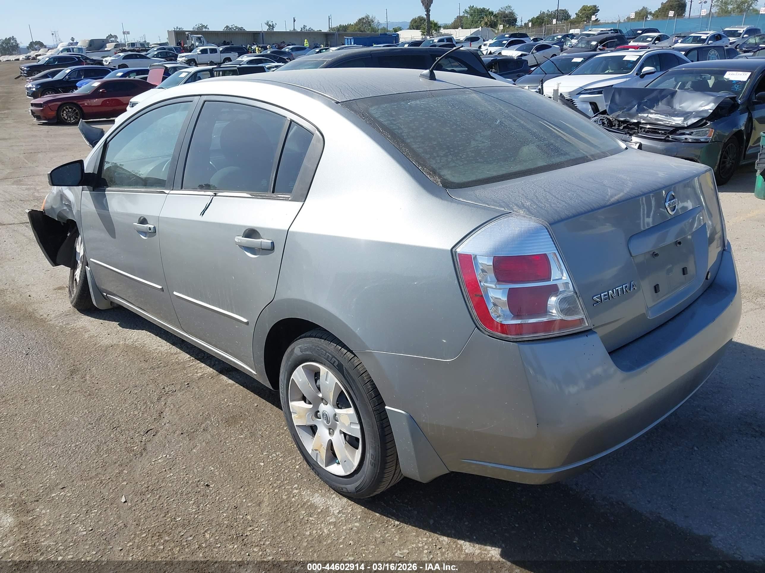 NISSAN SENTRA image 3