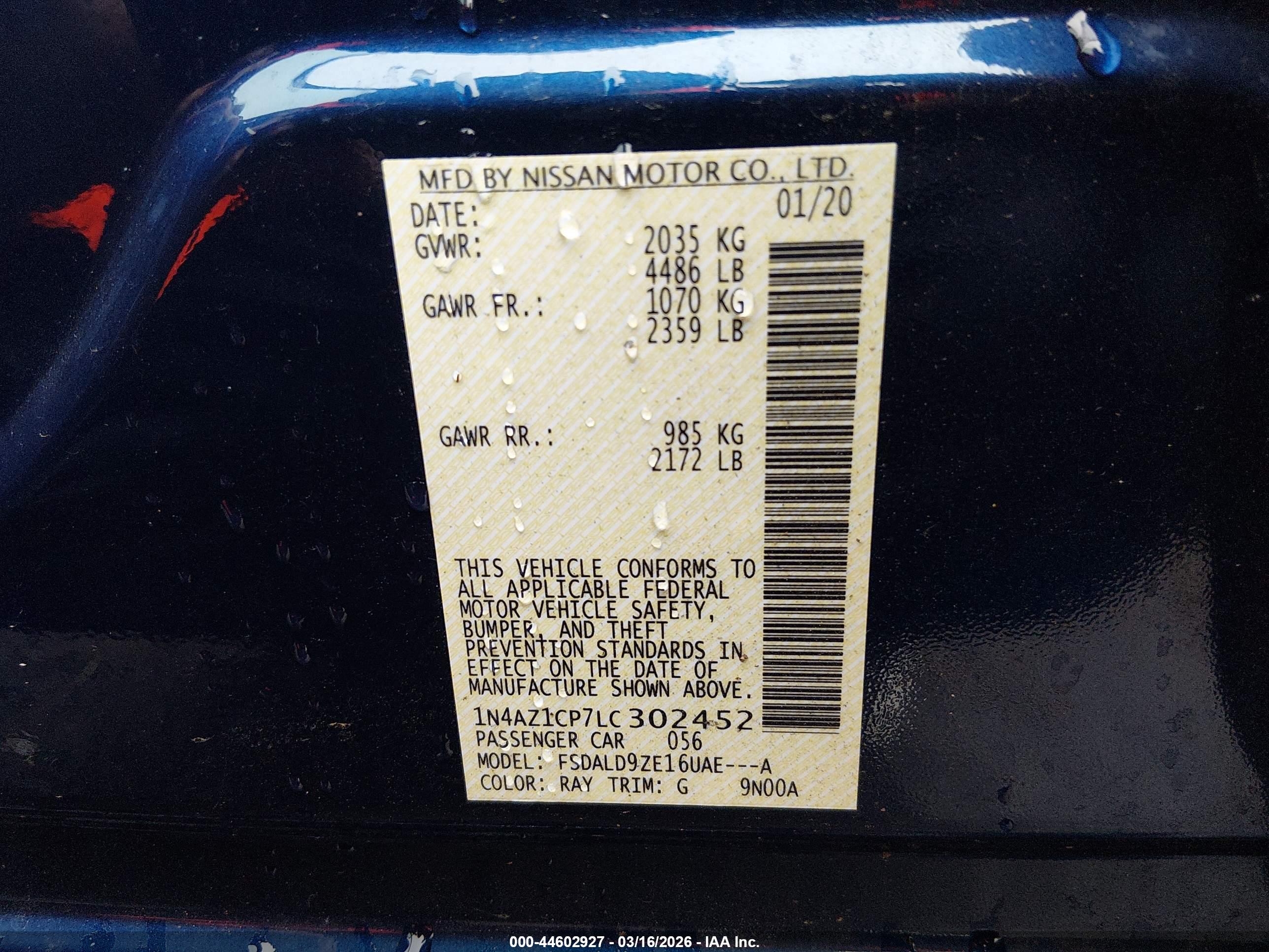 NISSAN LEAF image 9