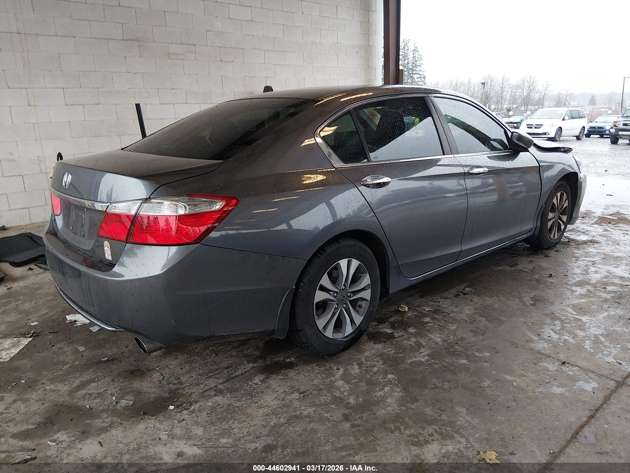 HONDA ACCORD image 4