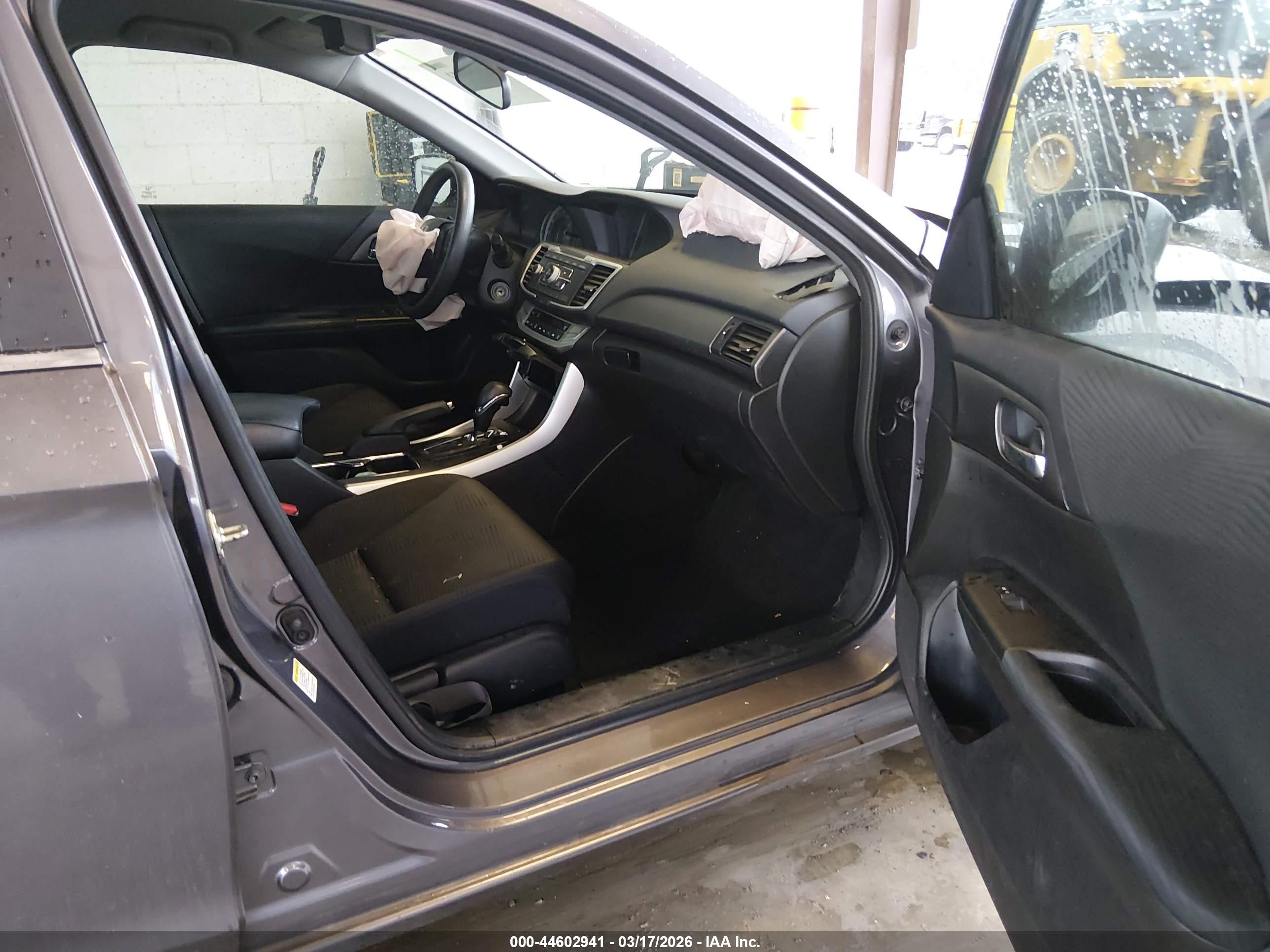 HONDA ACCORD image 5