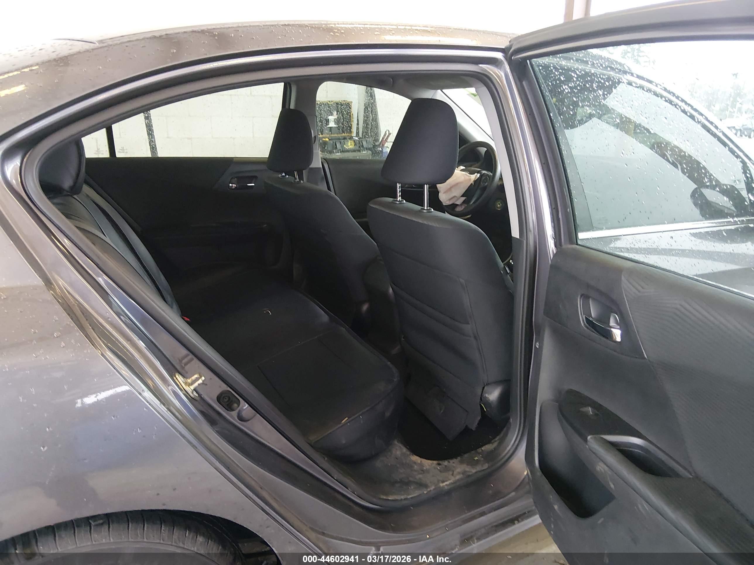 HONDA ACCORD image 8