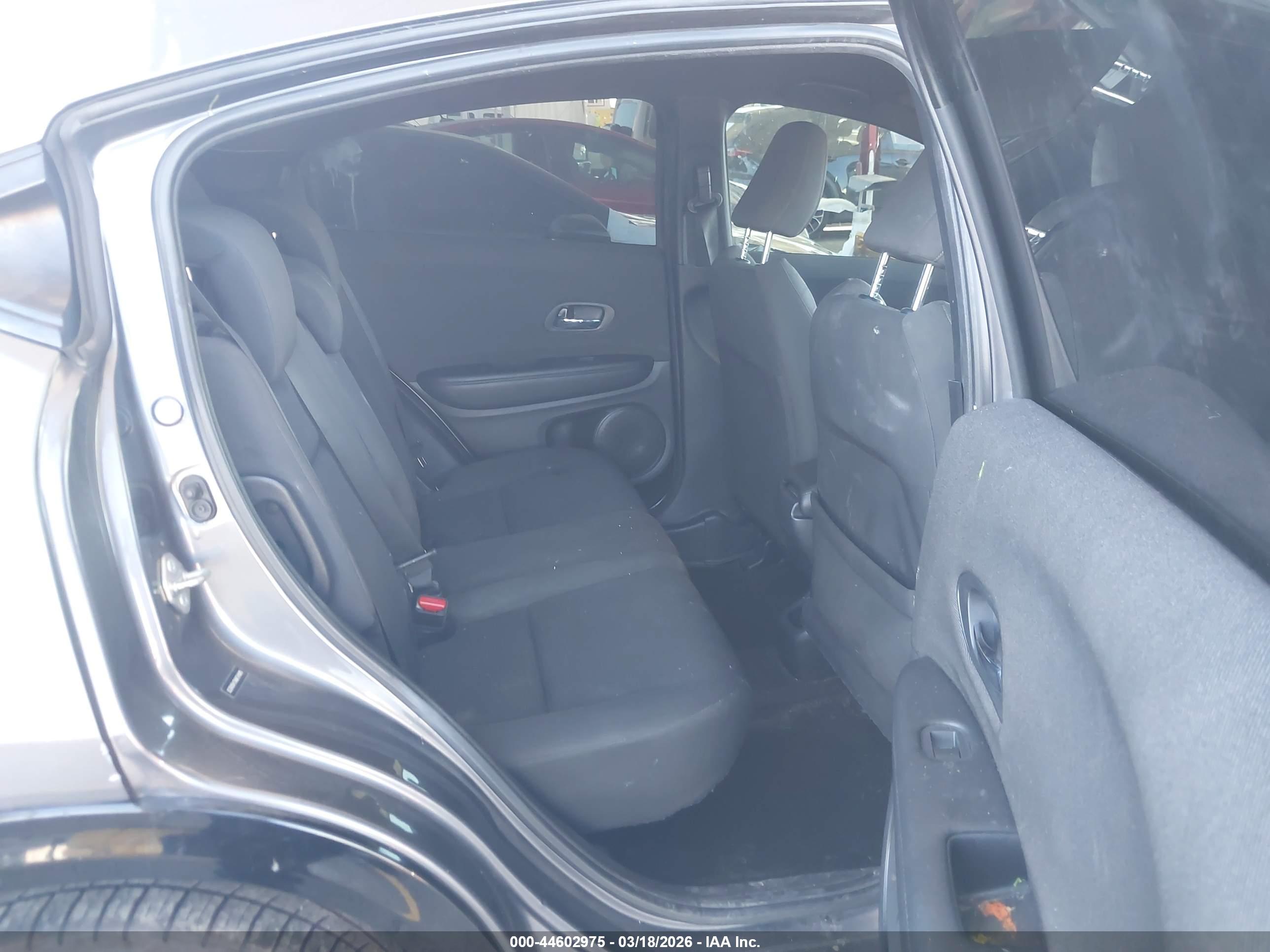 HONDA HR-V image 8