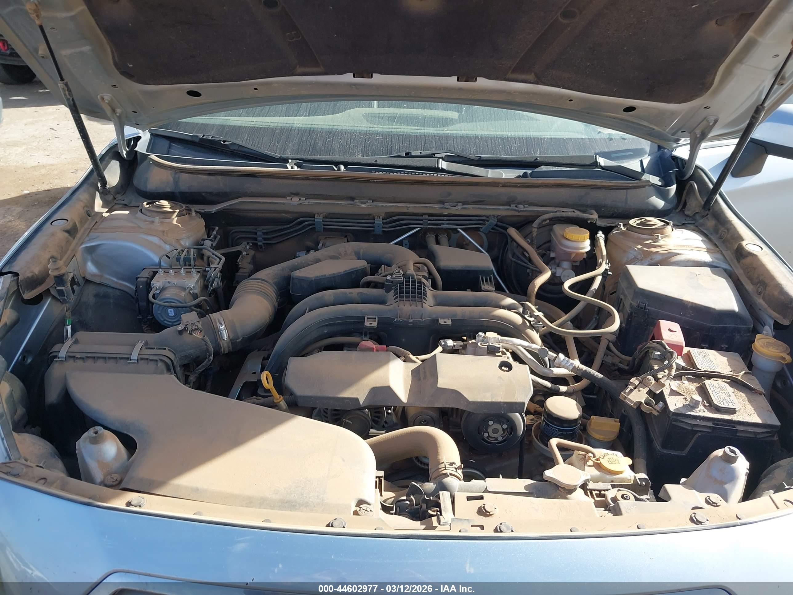 SUBARU OUTBACK image 10