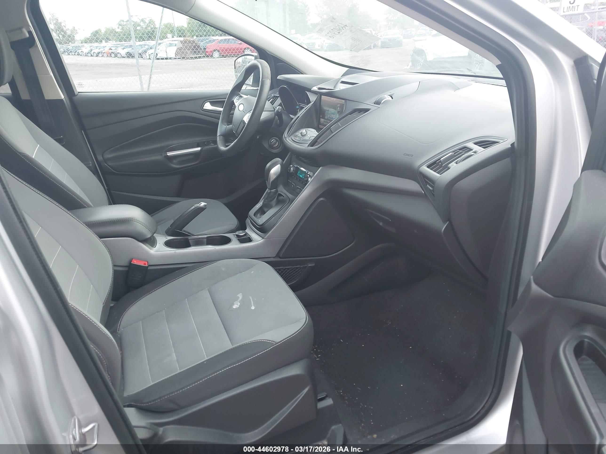 FORD ESCAPE image 5