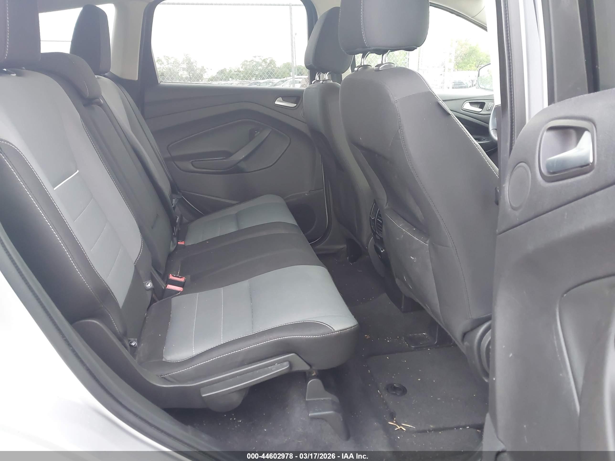 FORD ESCAPE image 8