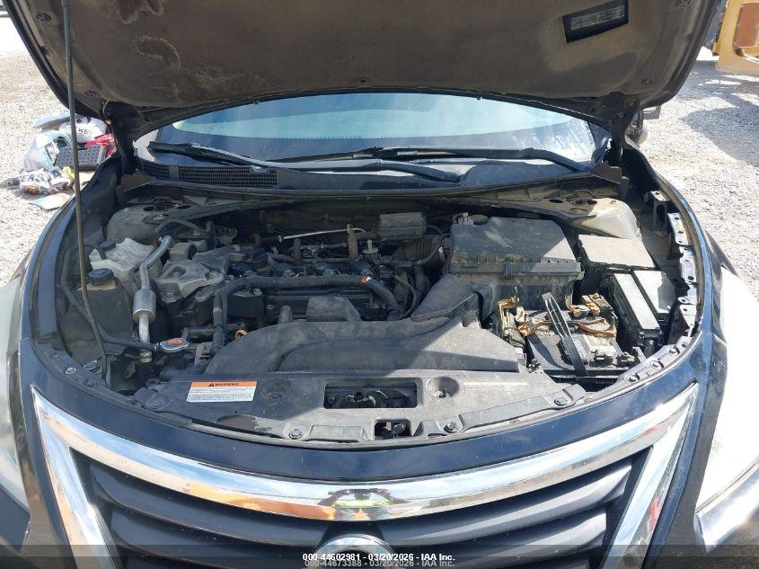 NISSAN ALTIMA image 10