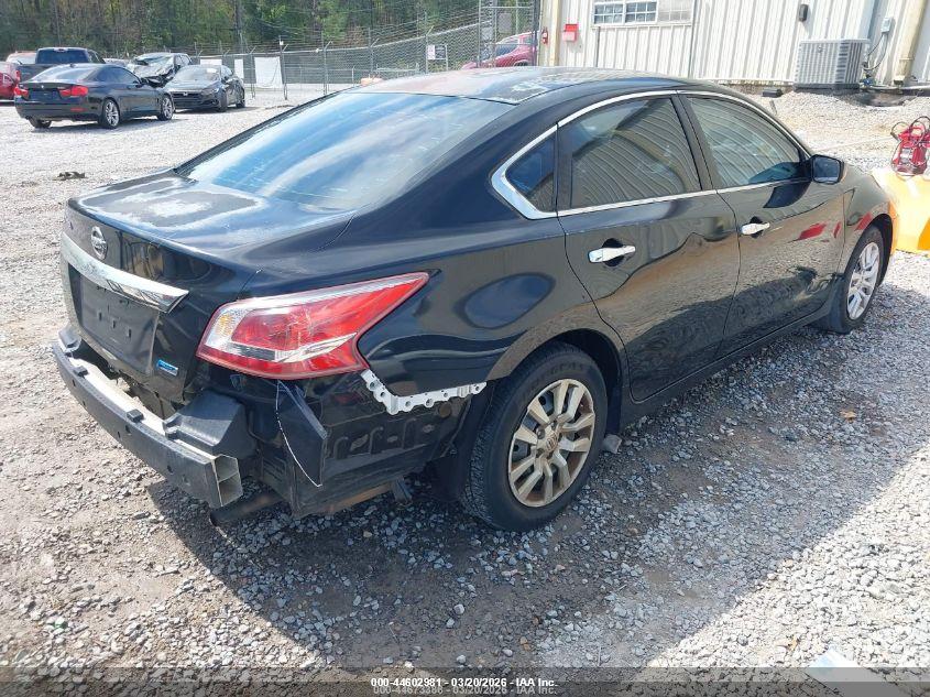 NISSAN ALTIMA image 4