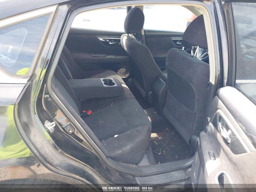 NISSAN ALTIMA image 8