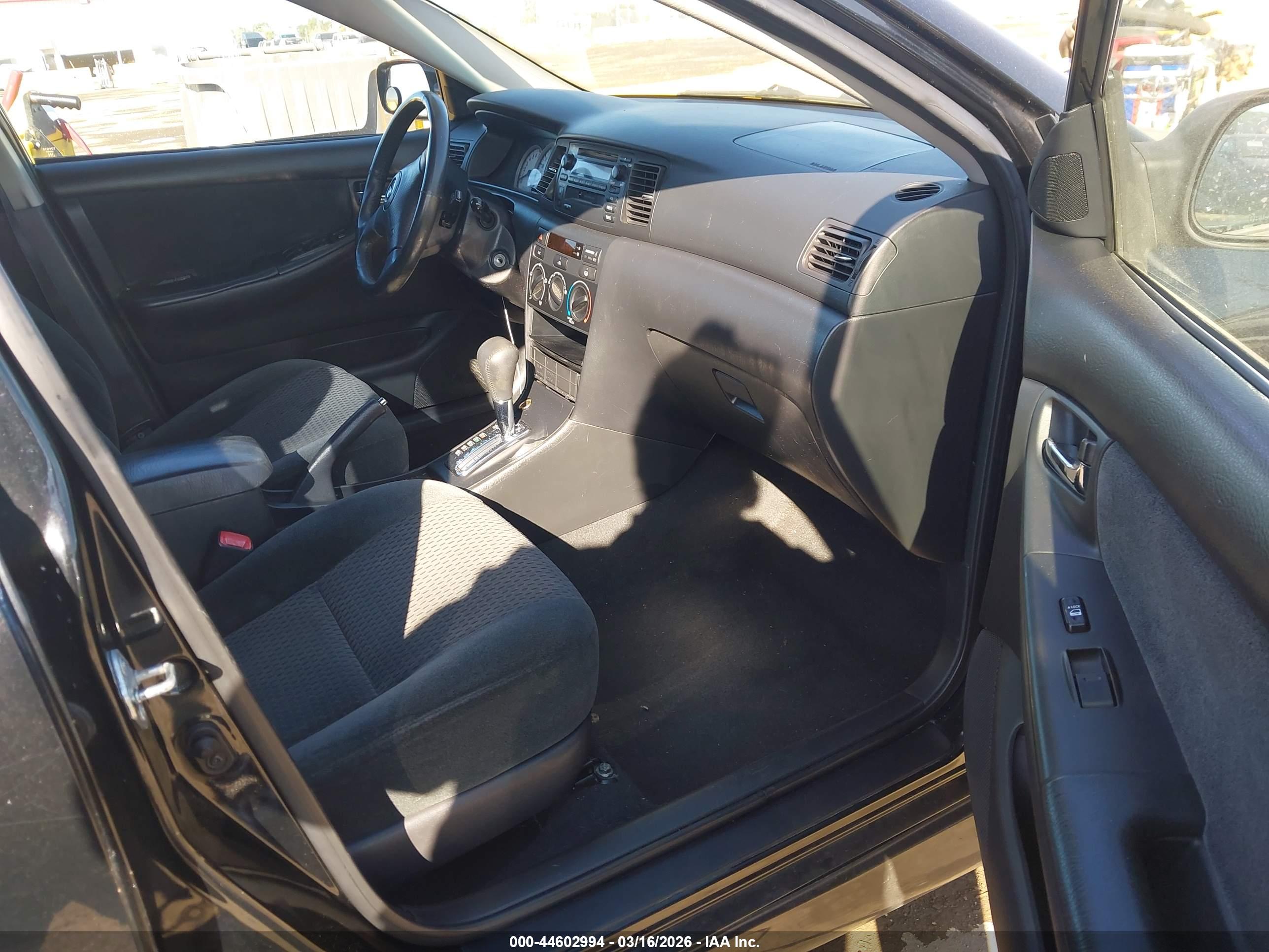 TOYOTA COROLLA image 5