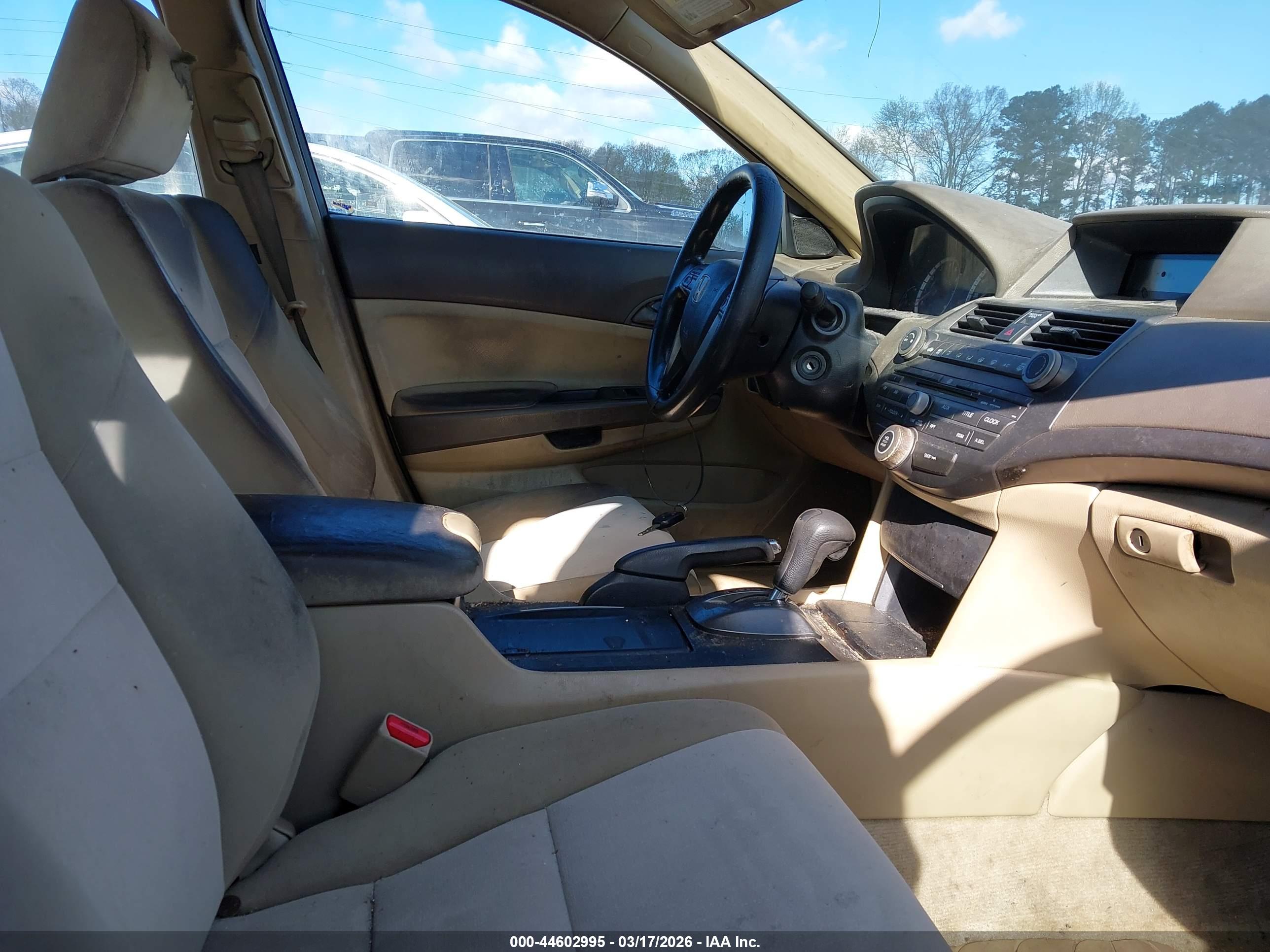 HONDA ACCORD image 5