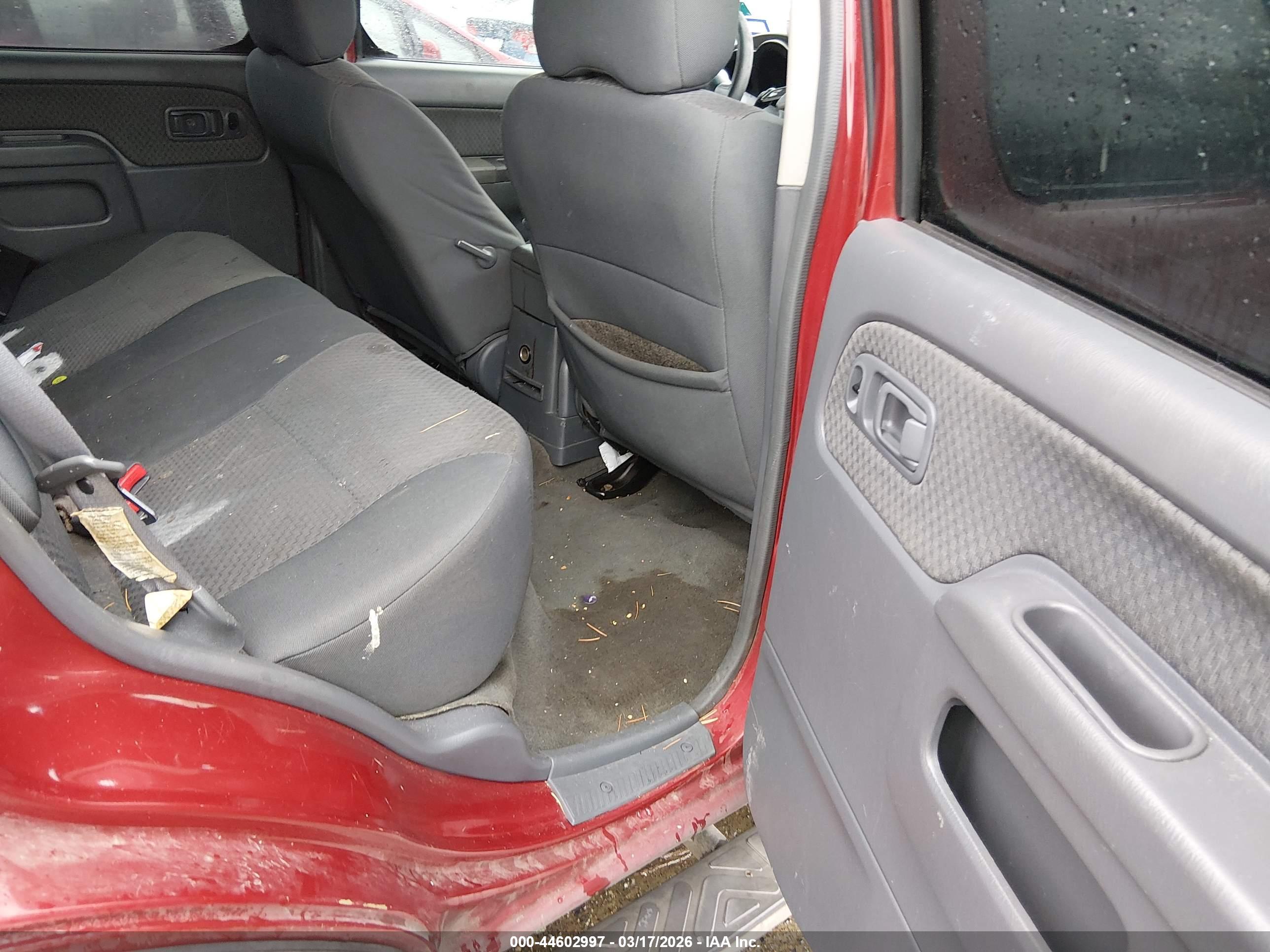 NISSAN XTERRA image 8