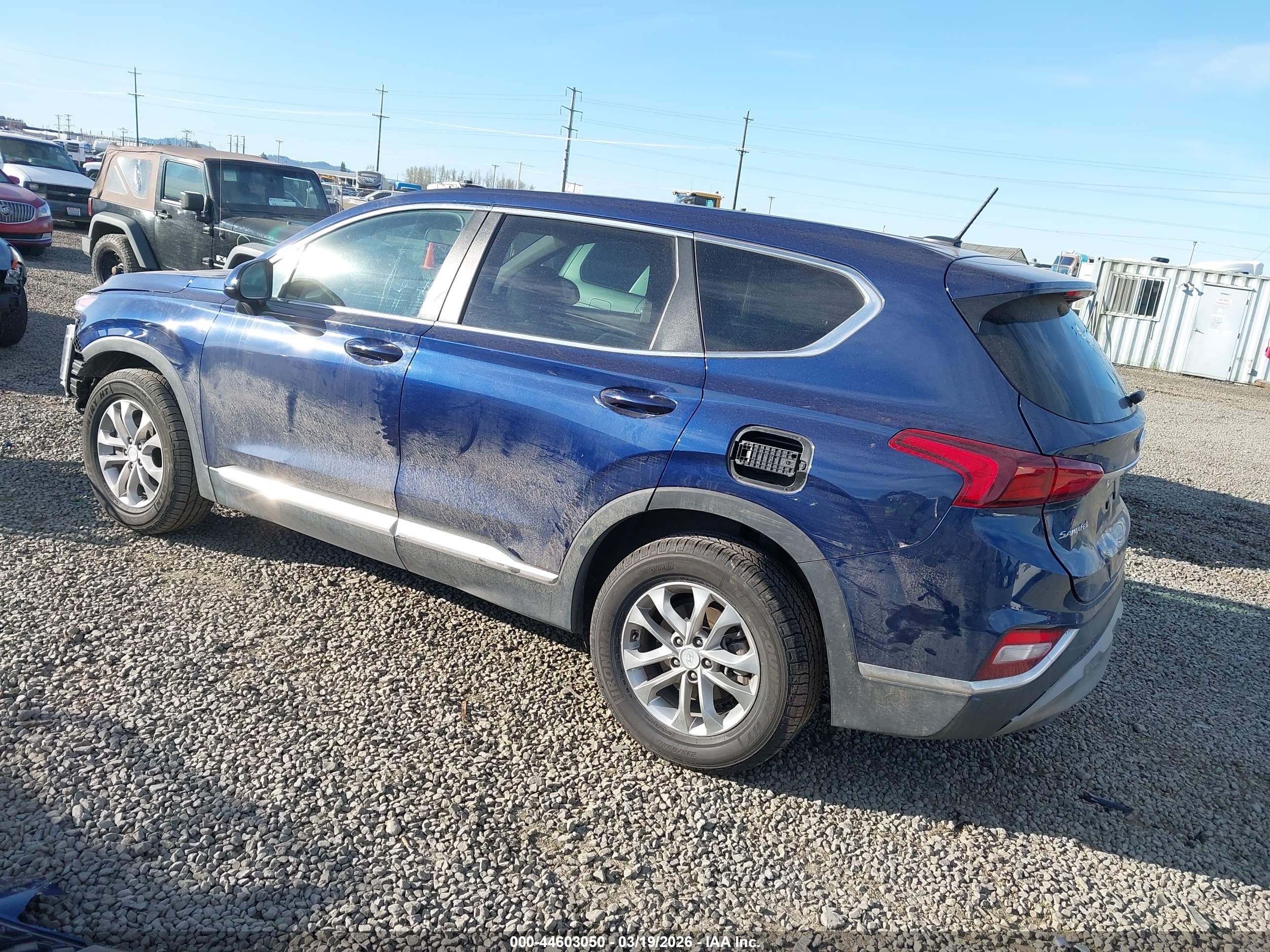 HYUNDAI SANTA image 3
