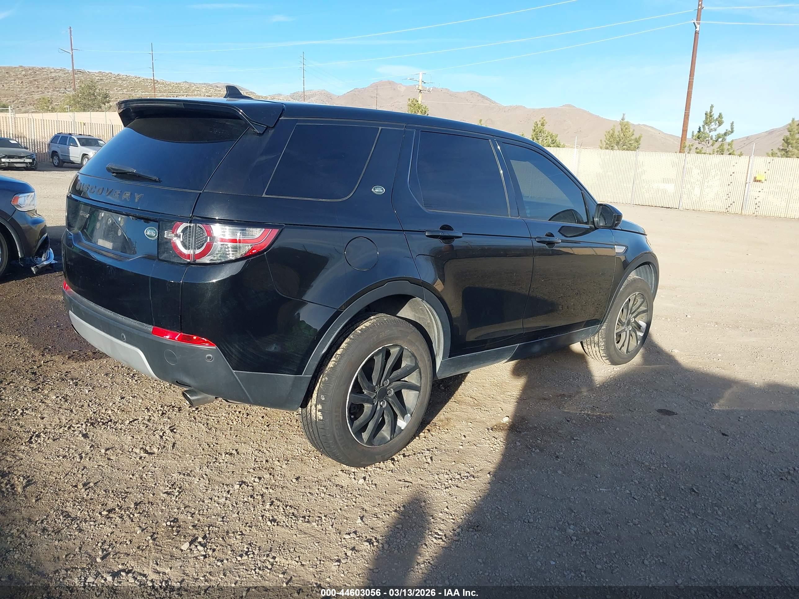 LAND ROVER image 4