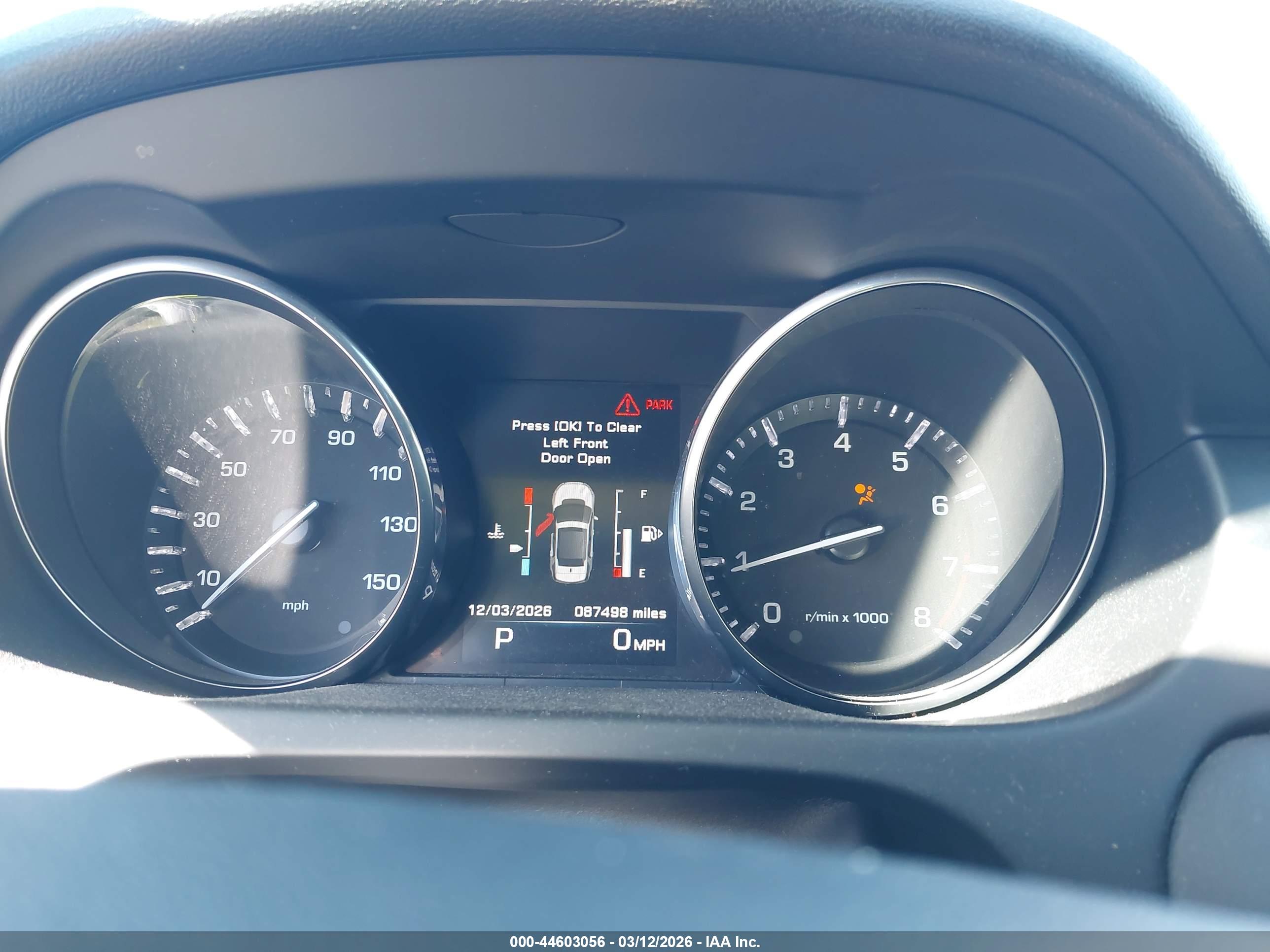 LAND ROVER image 7