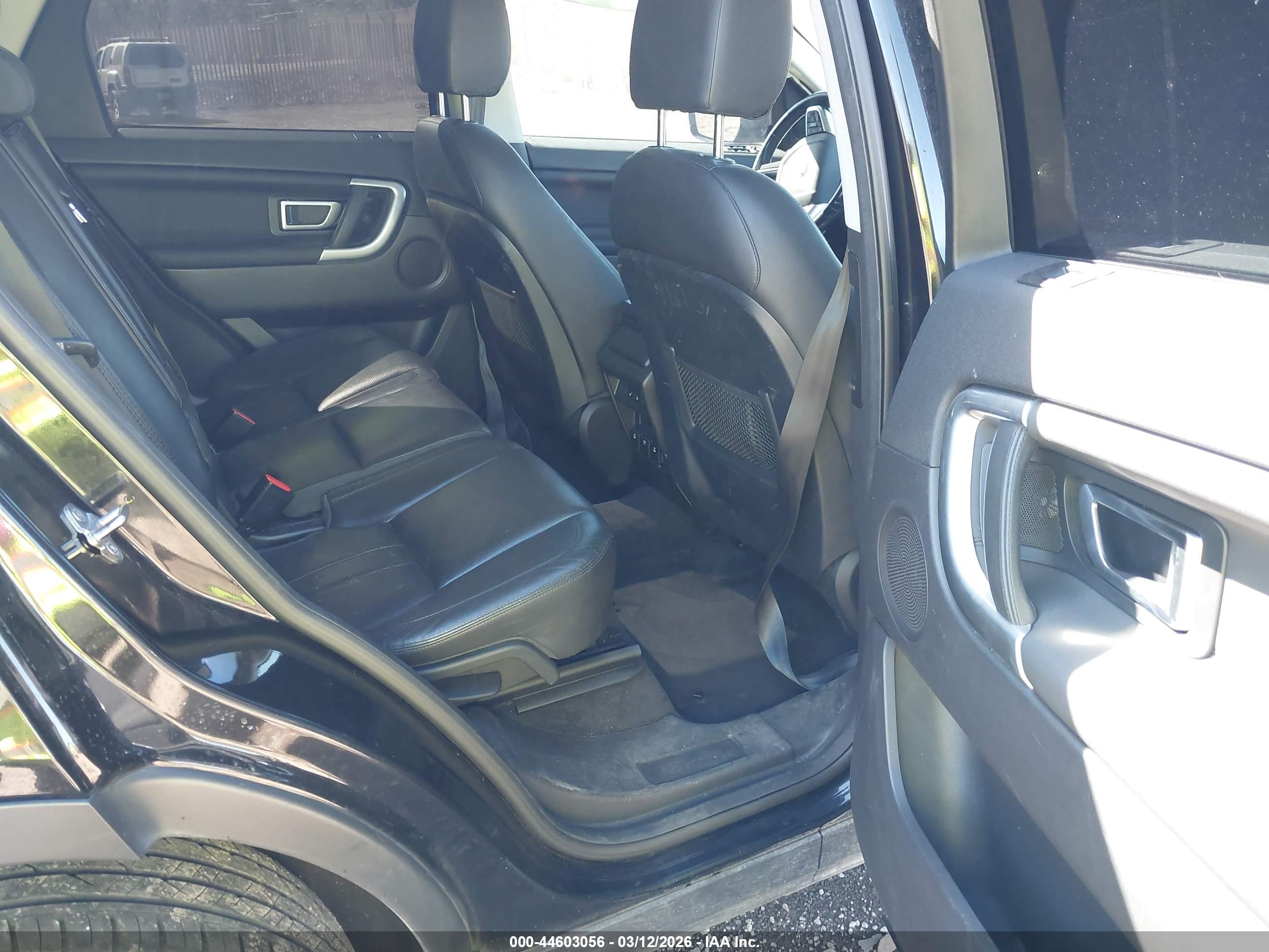 LAND ROVER image 8