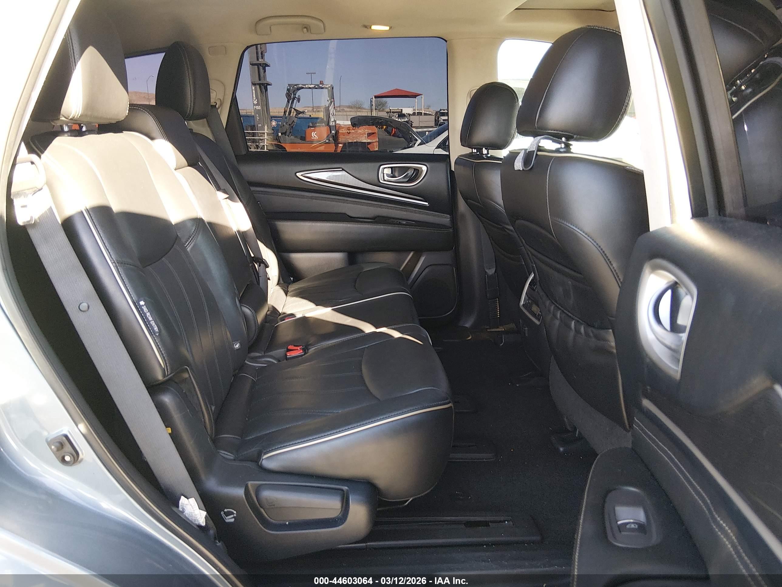 INFINITI QX60 image 8
