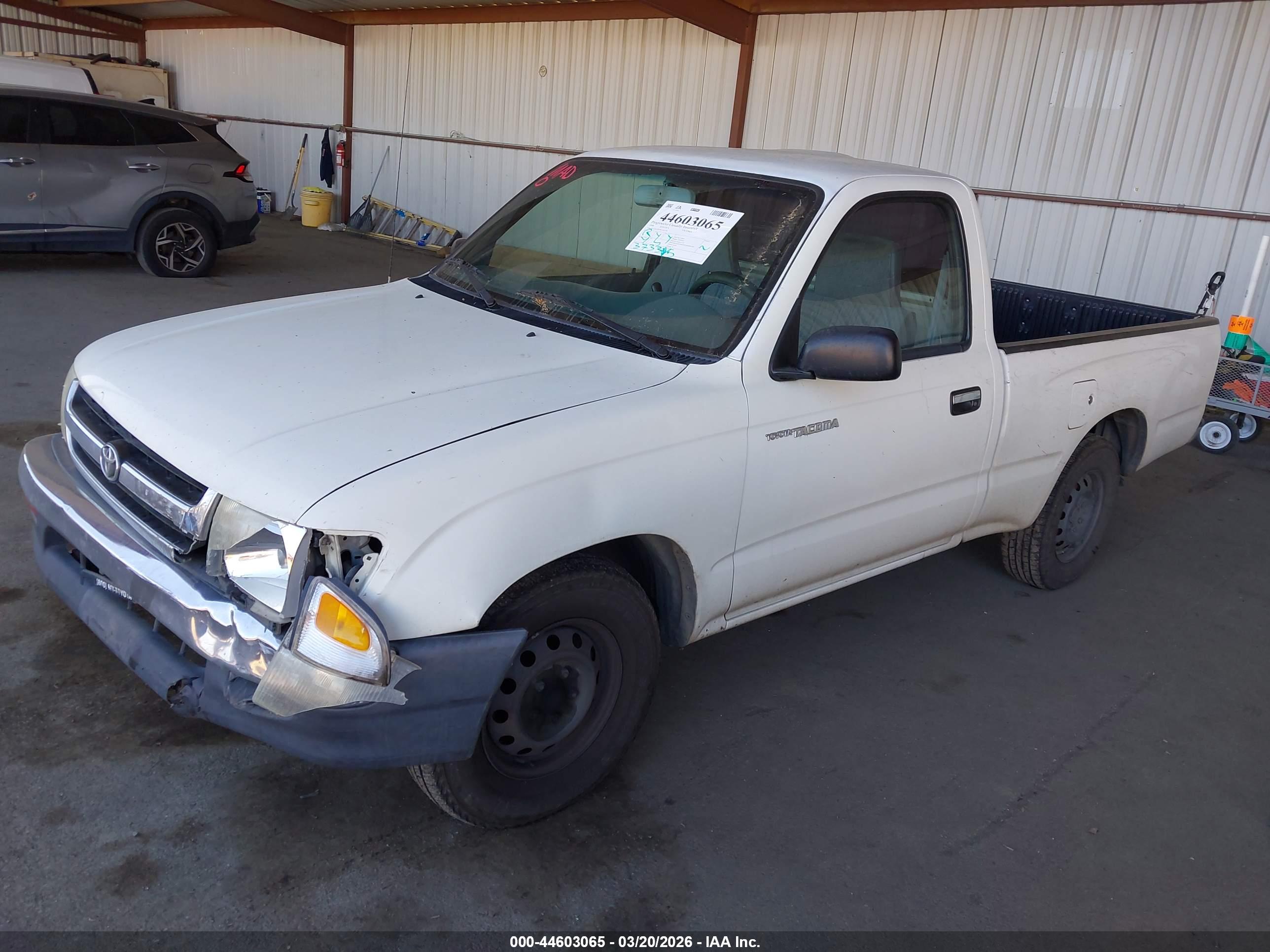 TOYOTA TACOMA image 2