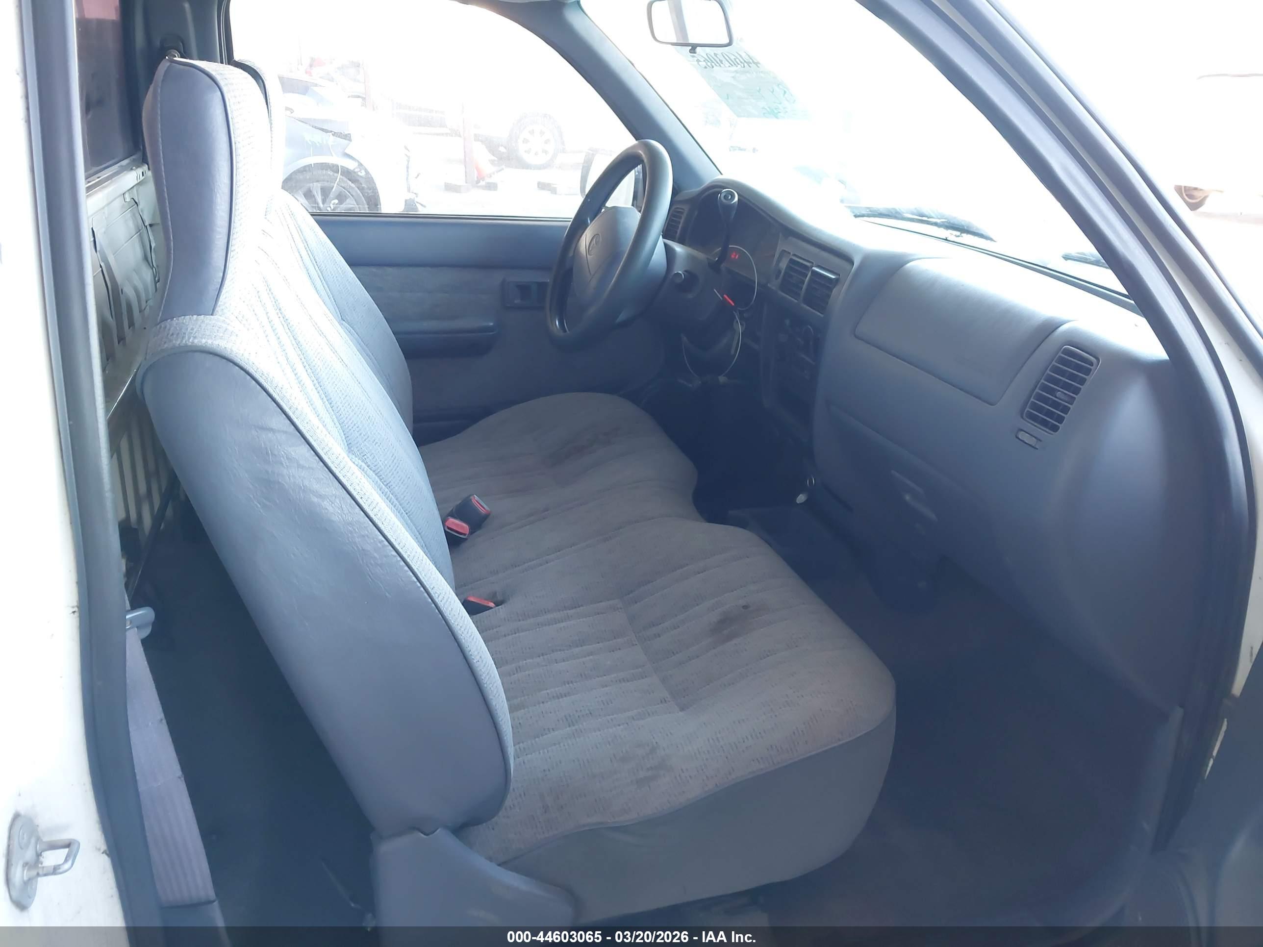 TOYOTA TACOMA image 5