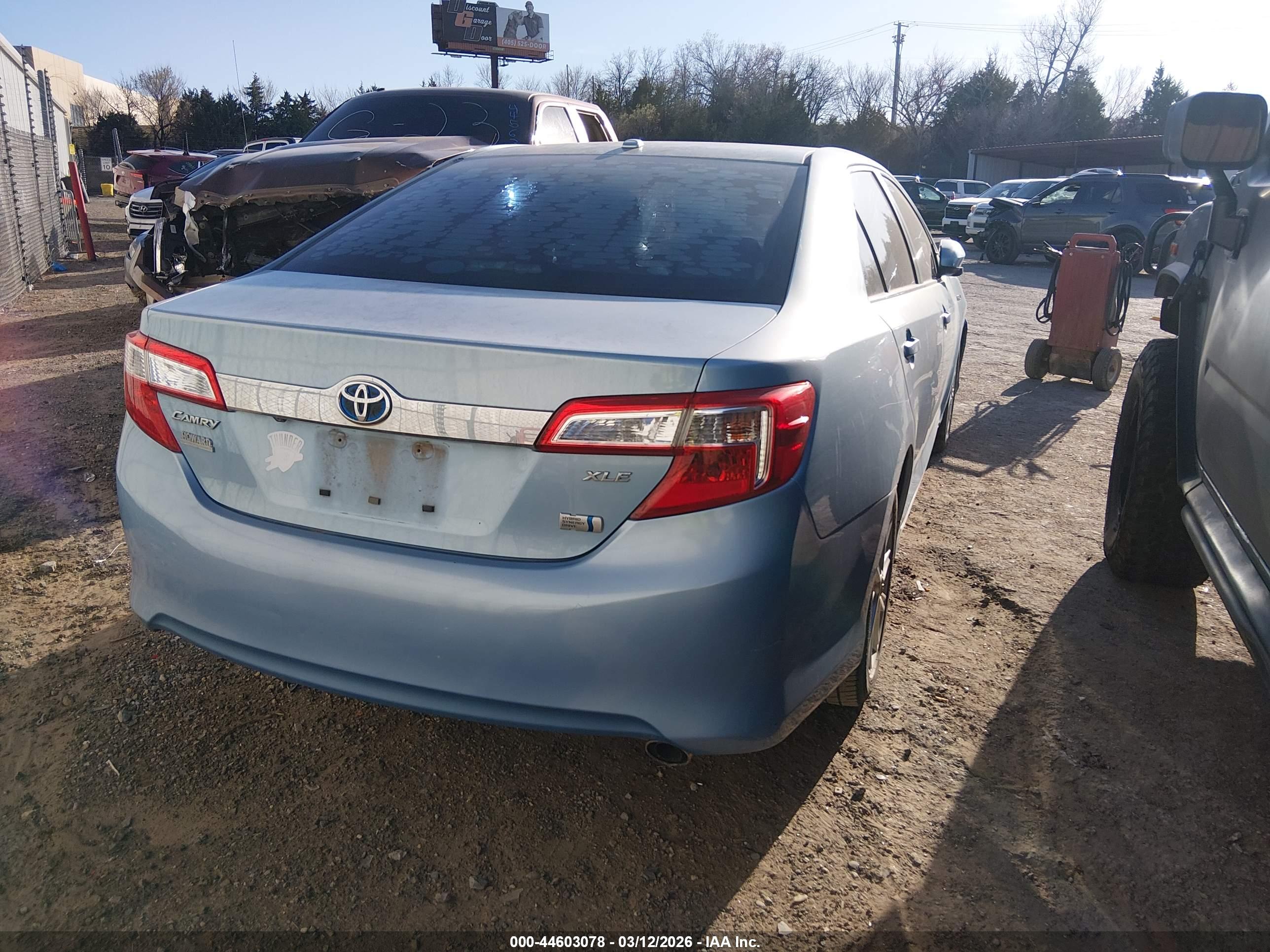 TOYOTA CAMRY image 4