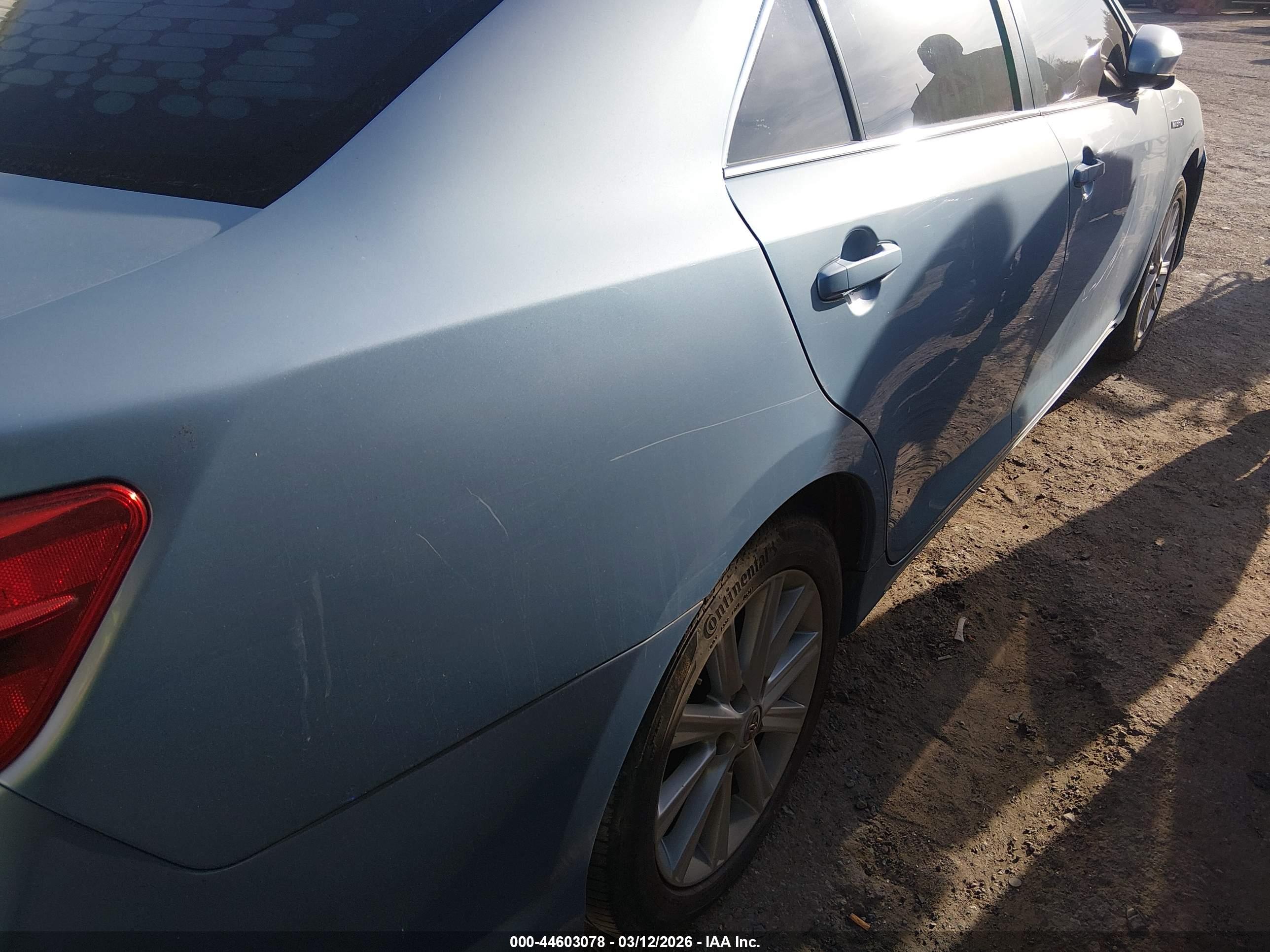 TOYOTA CAMRY image 6