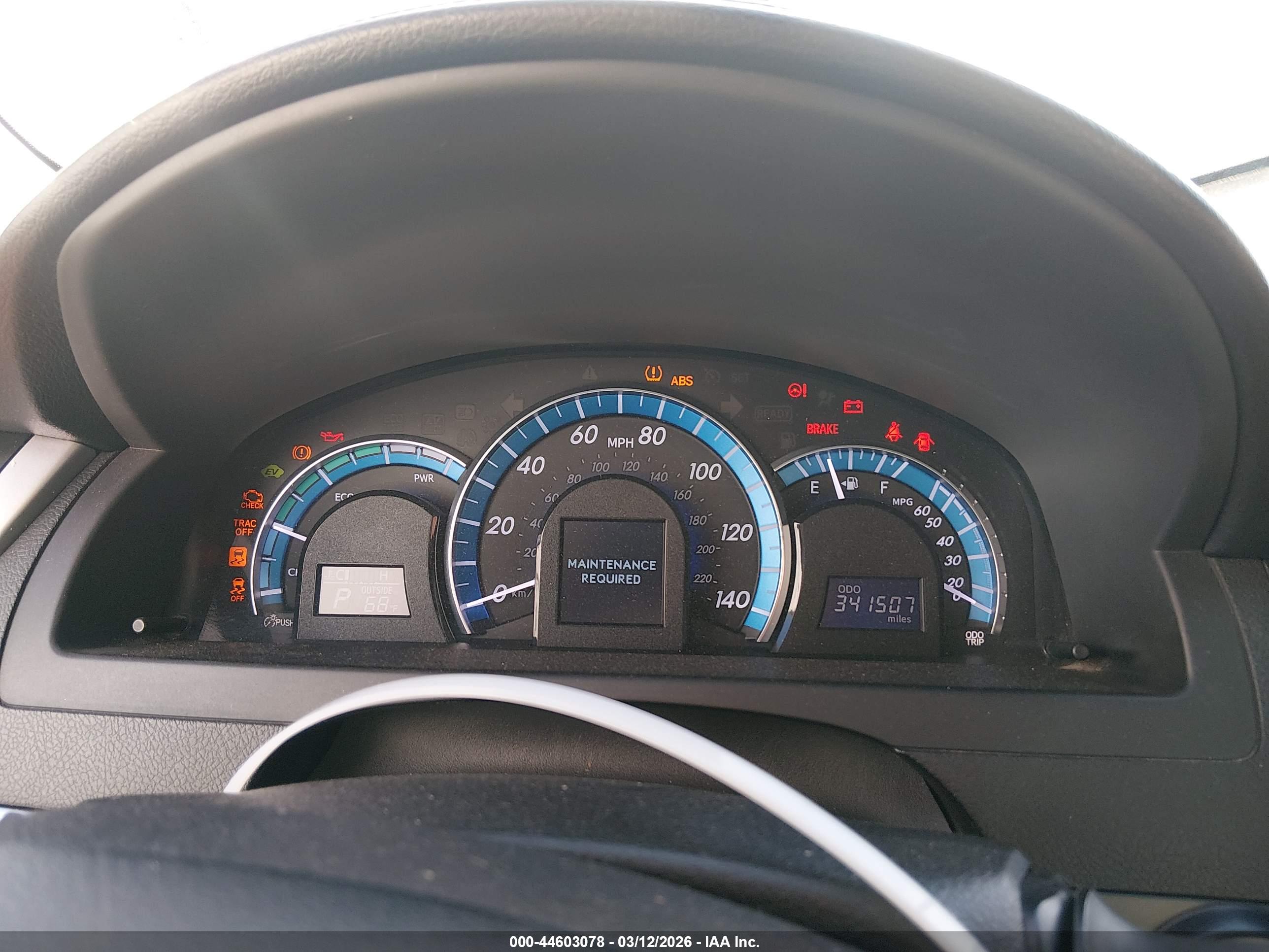 TOYOTA CAMRY image 7