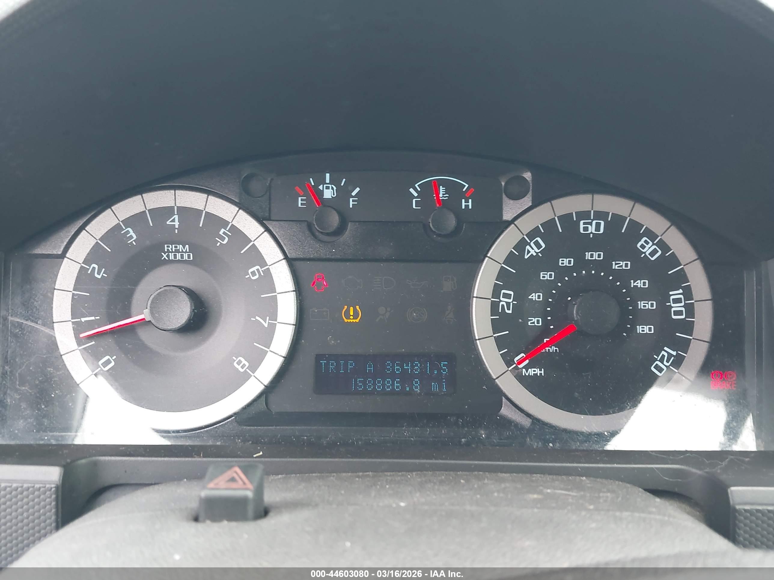 FORD ESCAPE image 7