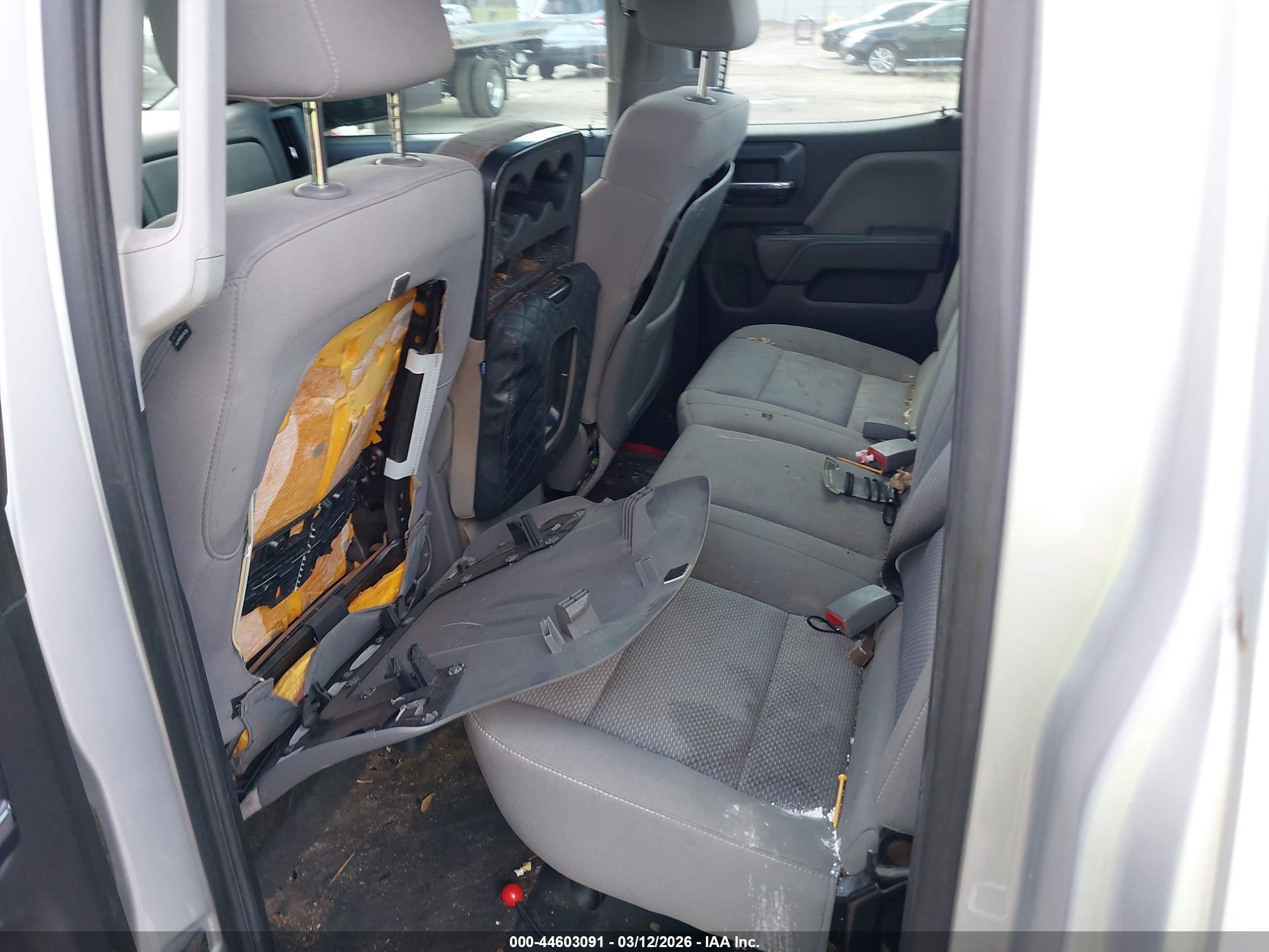 CHEVROLET SILVERADO image 8