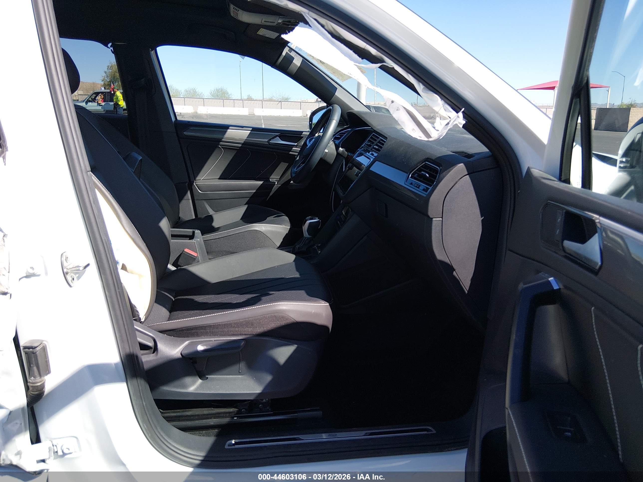 VOLKSWAGEN TIGUAN image 5