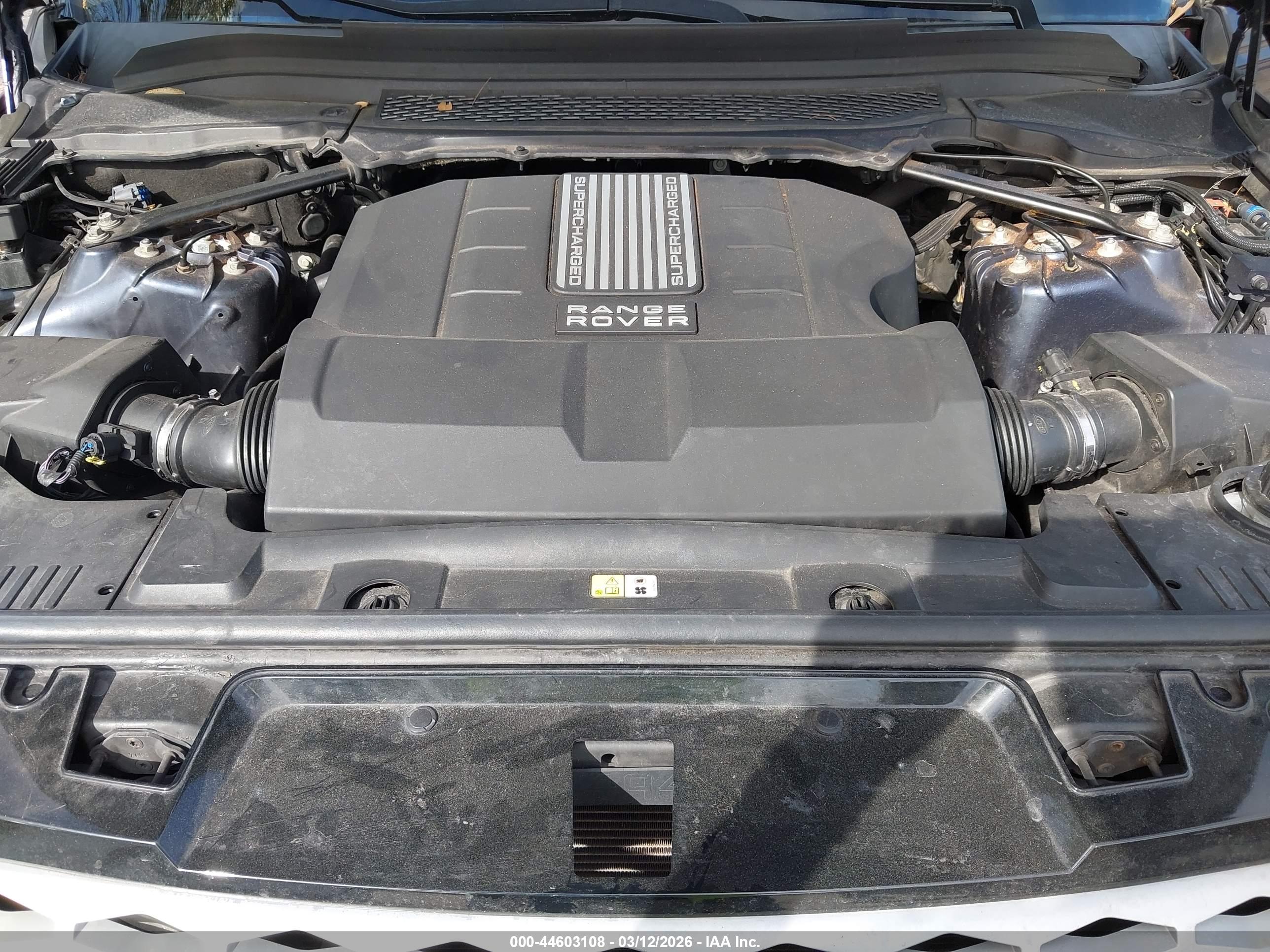 LAND ROVER image 10