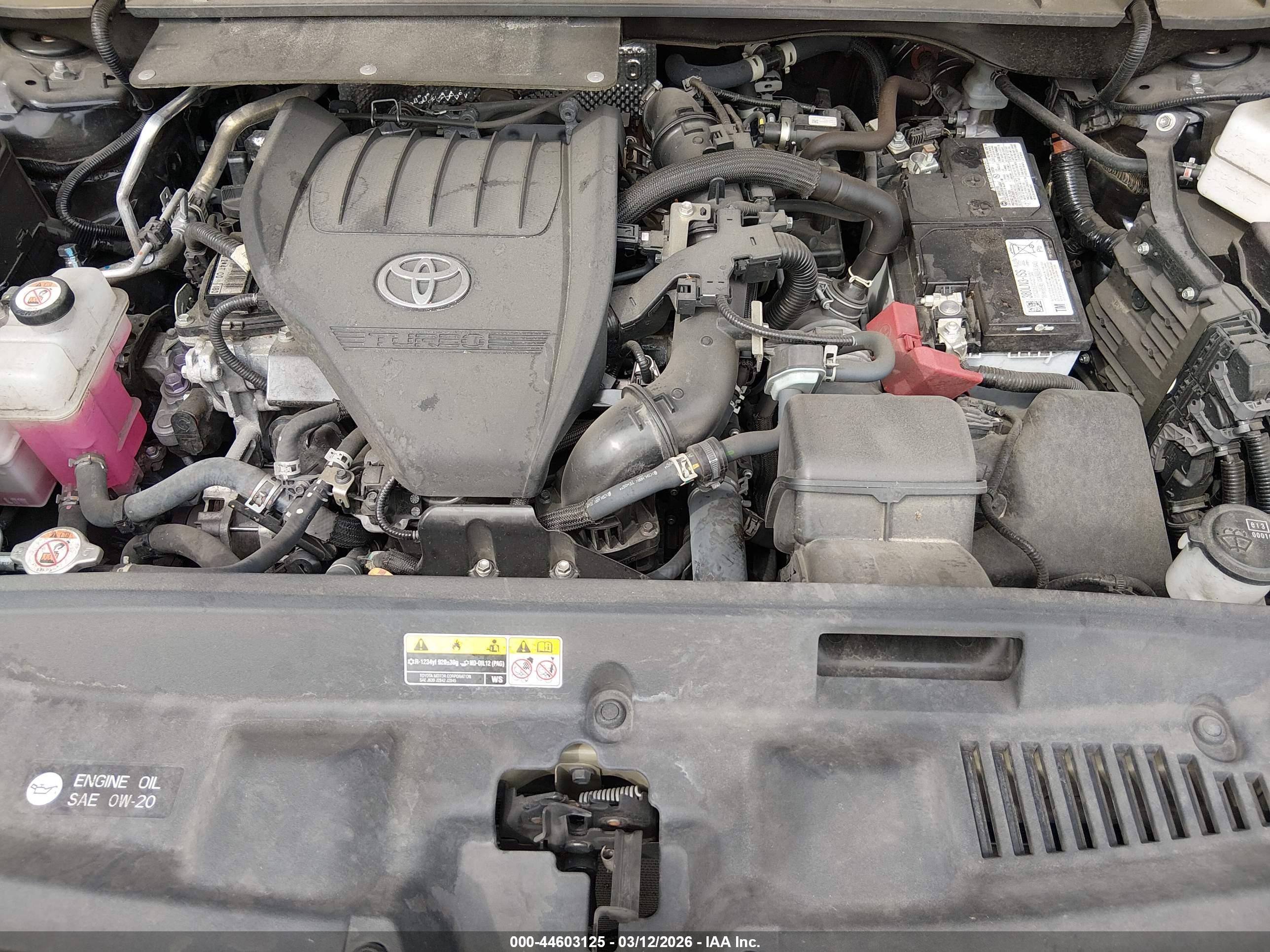 TOYOTA HIGHLANDER image 10