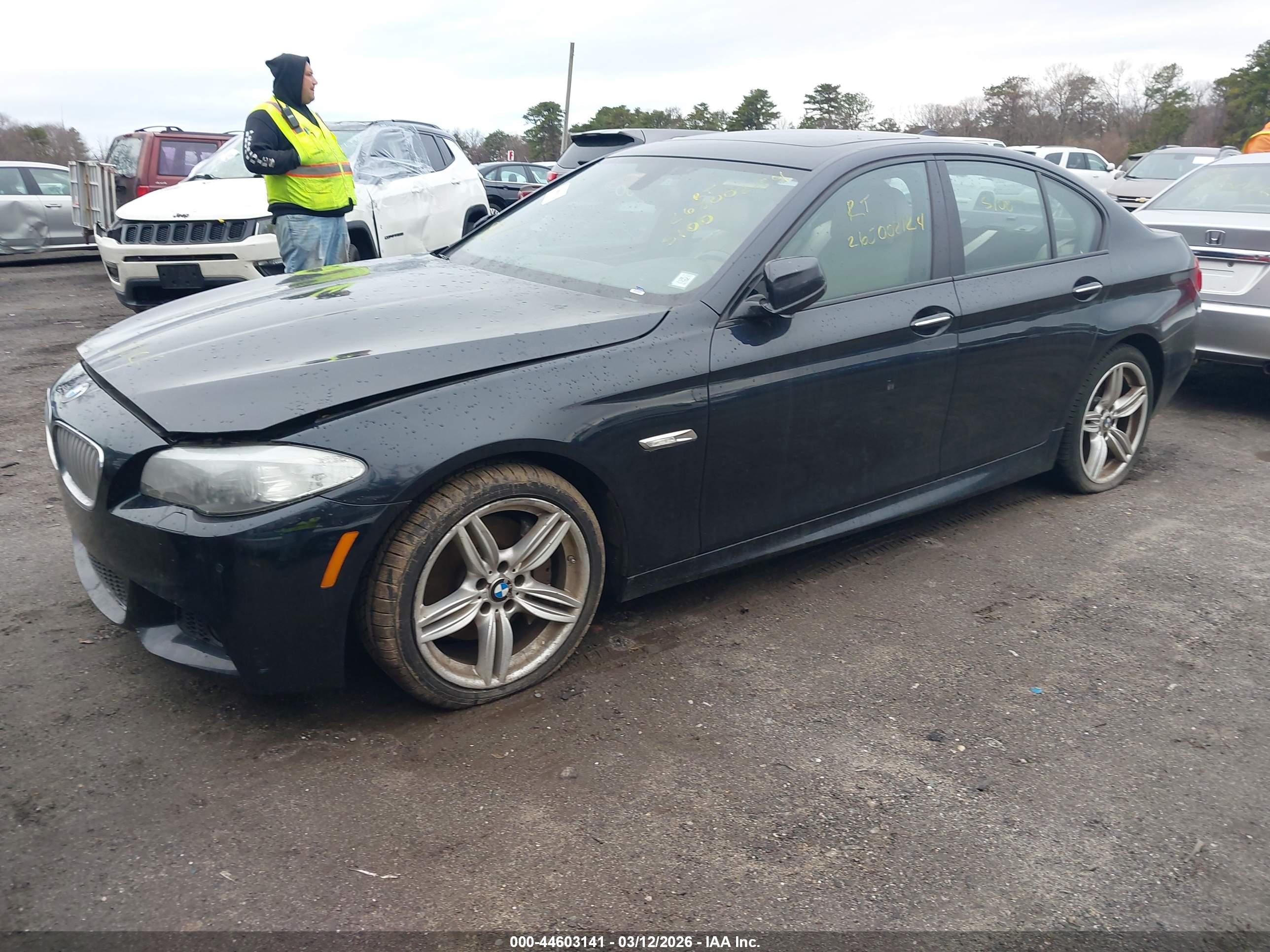 BMW 550I image 2