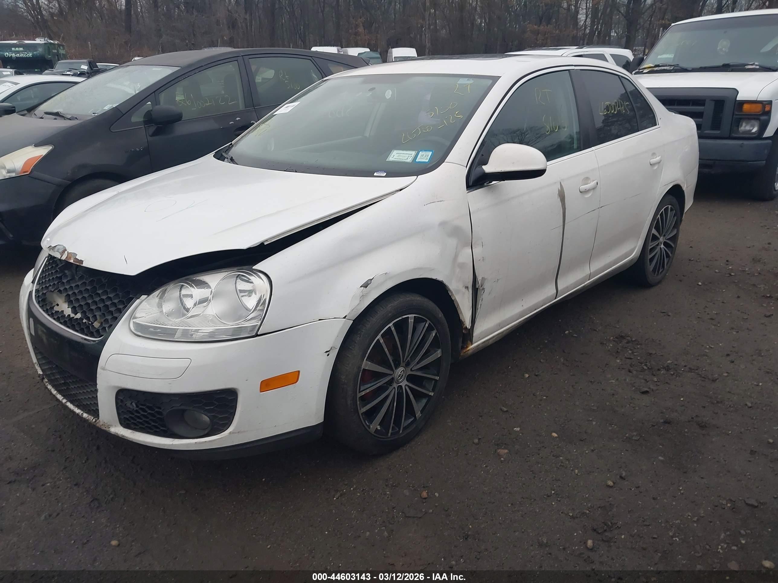 VOLKSWAGEN JETTA image 2