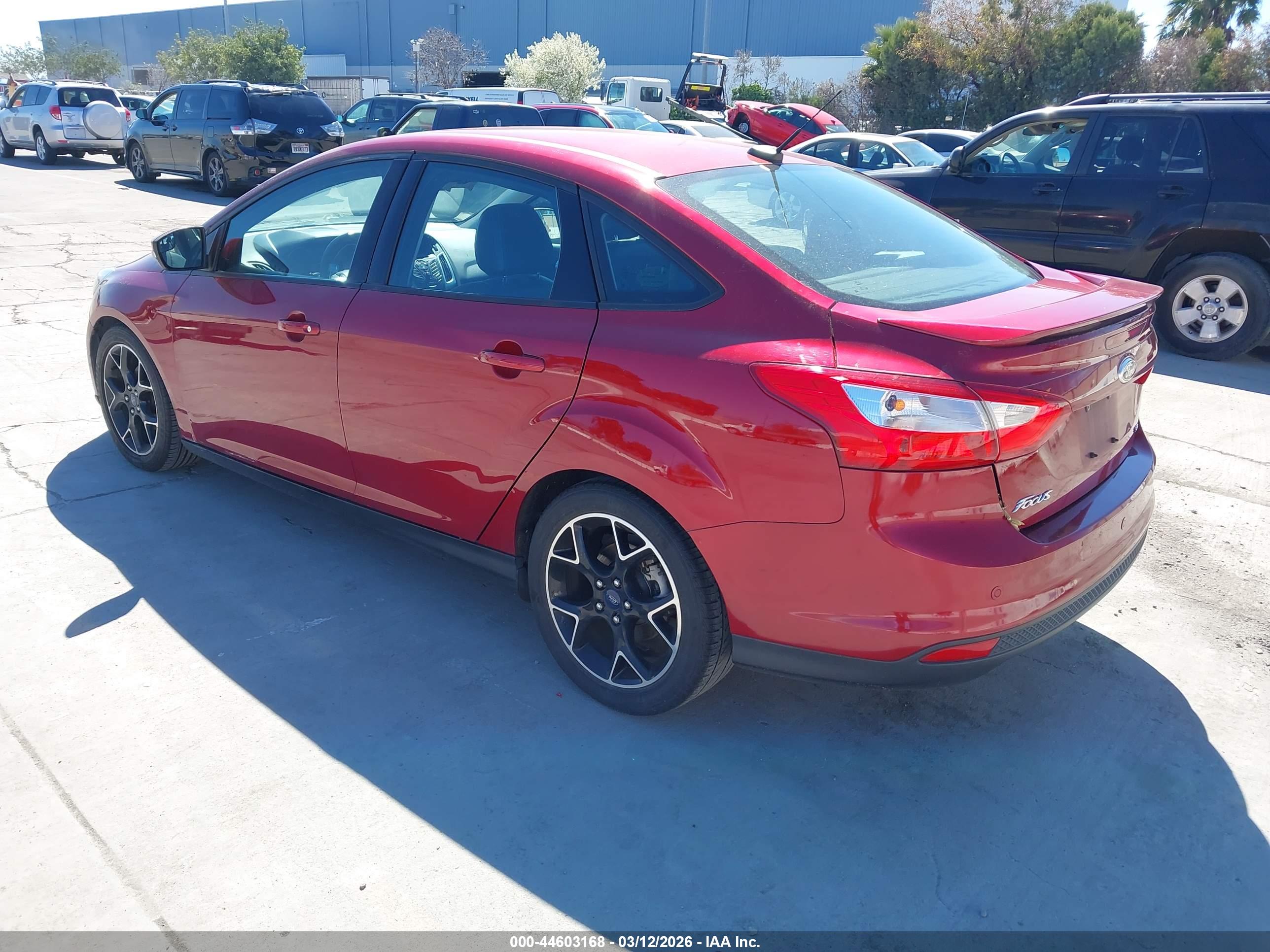 FORD FOCUS image 3
