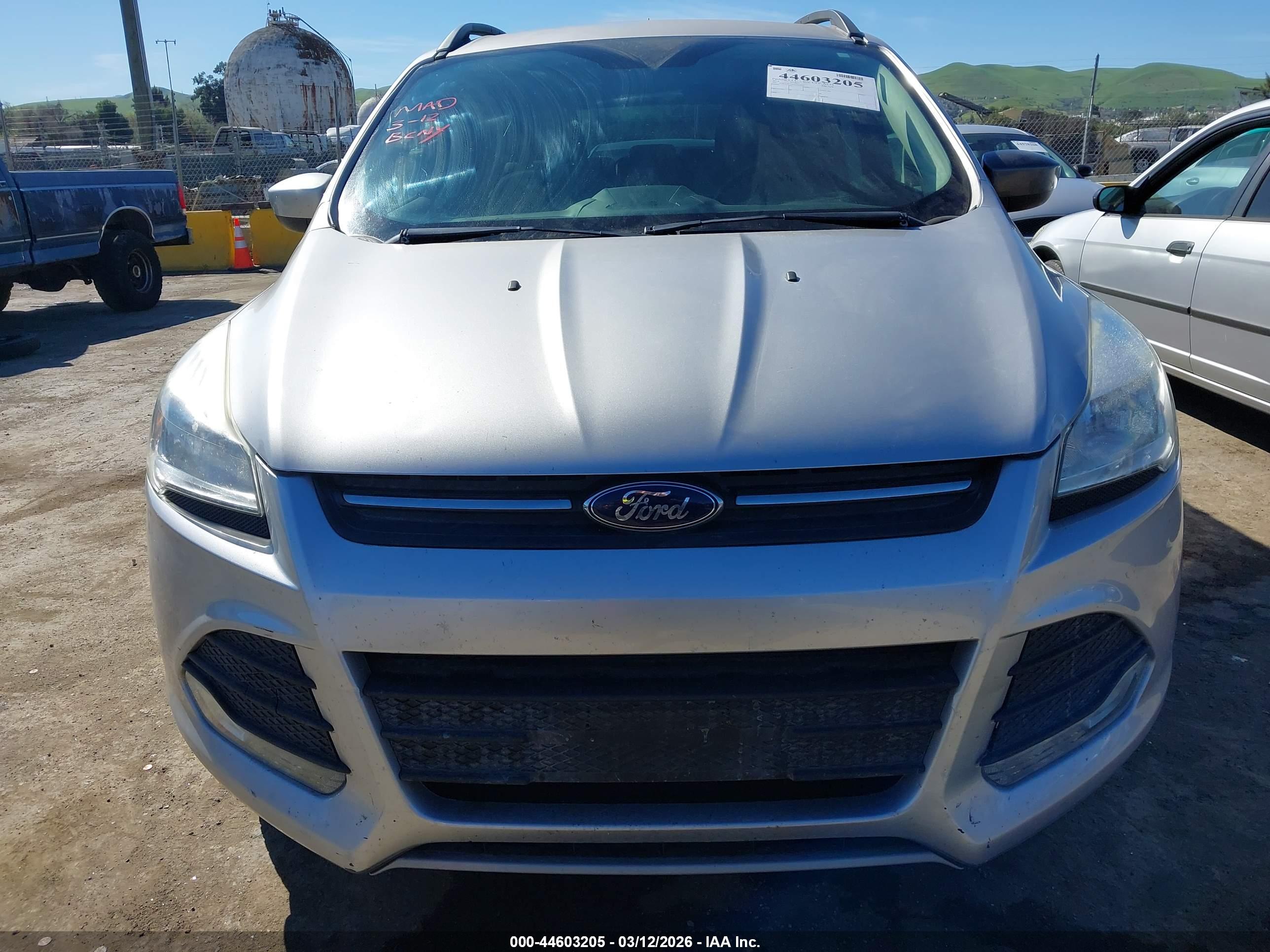 FORD ESCAPE image 6