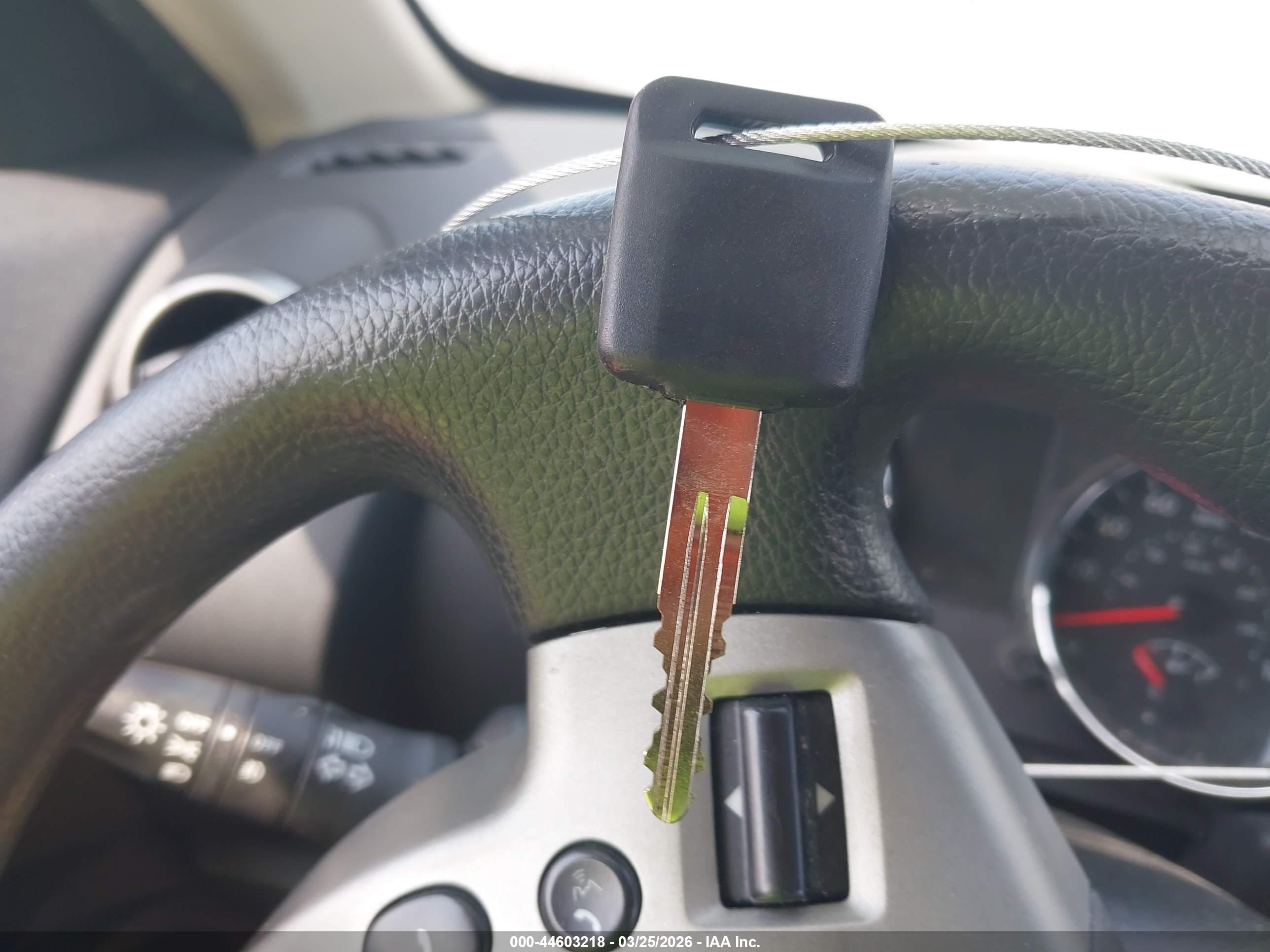 NISSAN ROGUE image 11