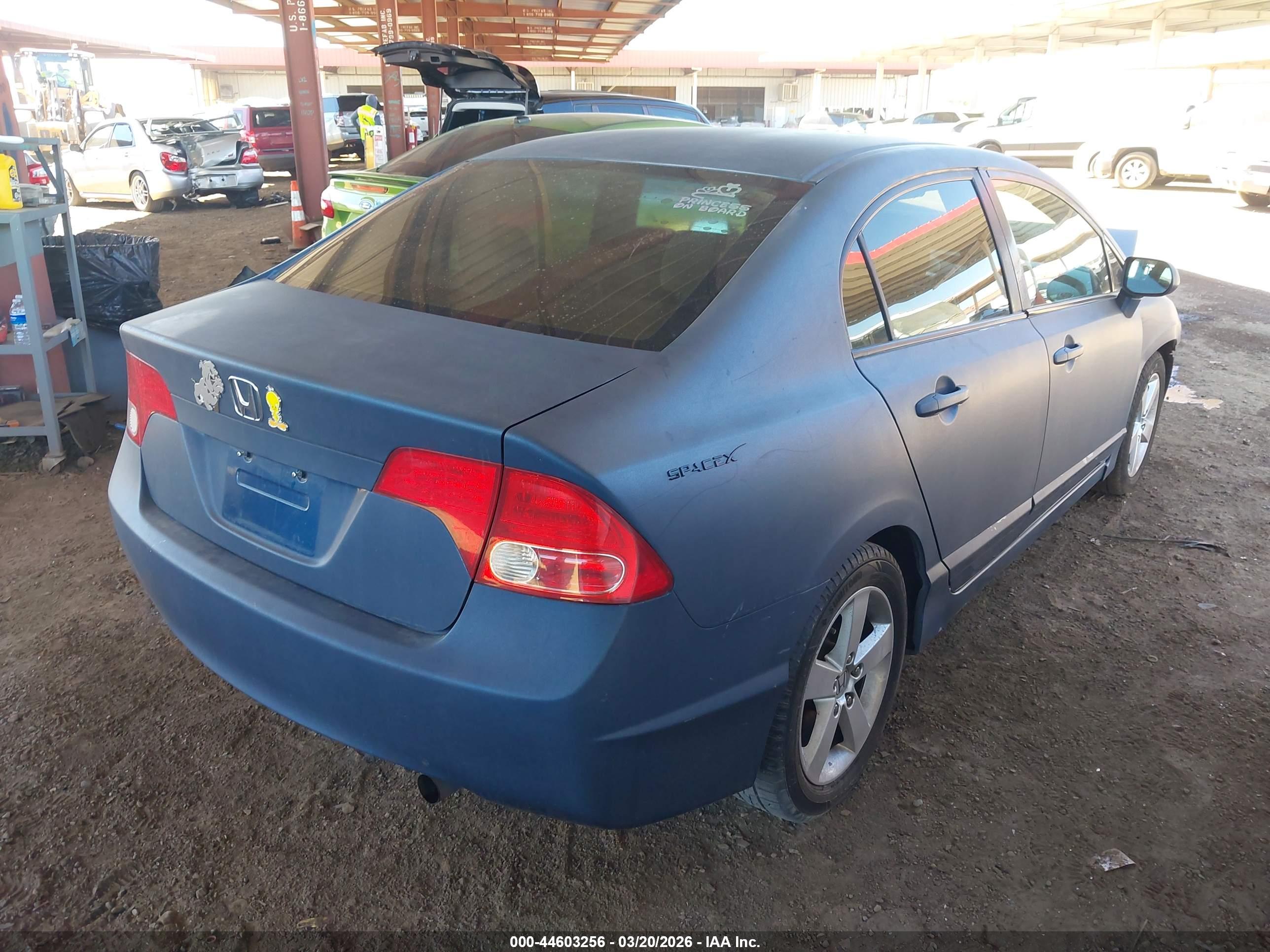 HONDA CIVIC image 4