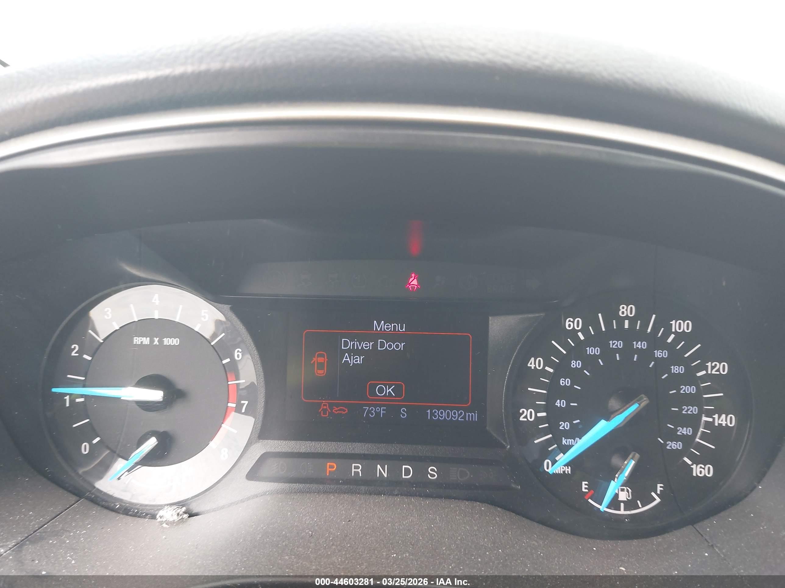 FORD FUSION image 7