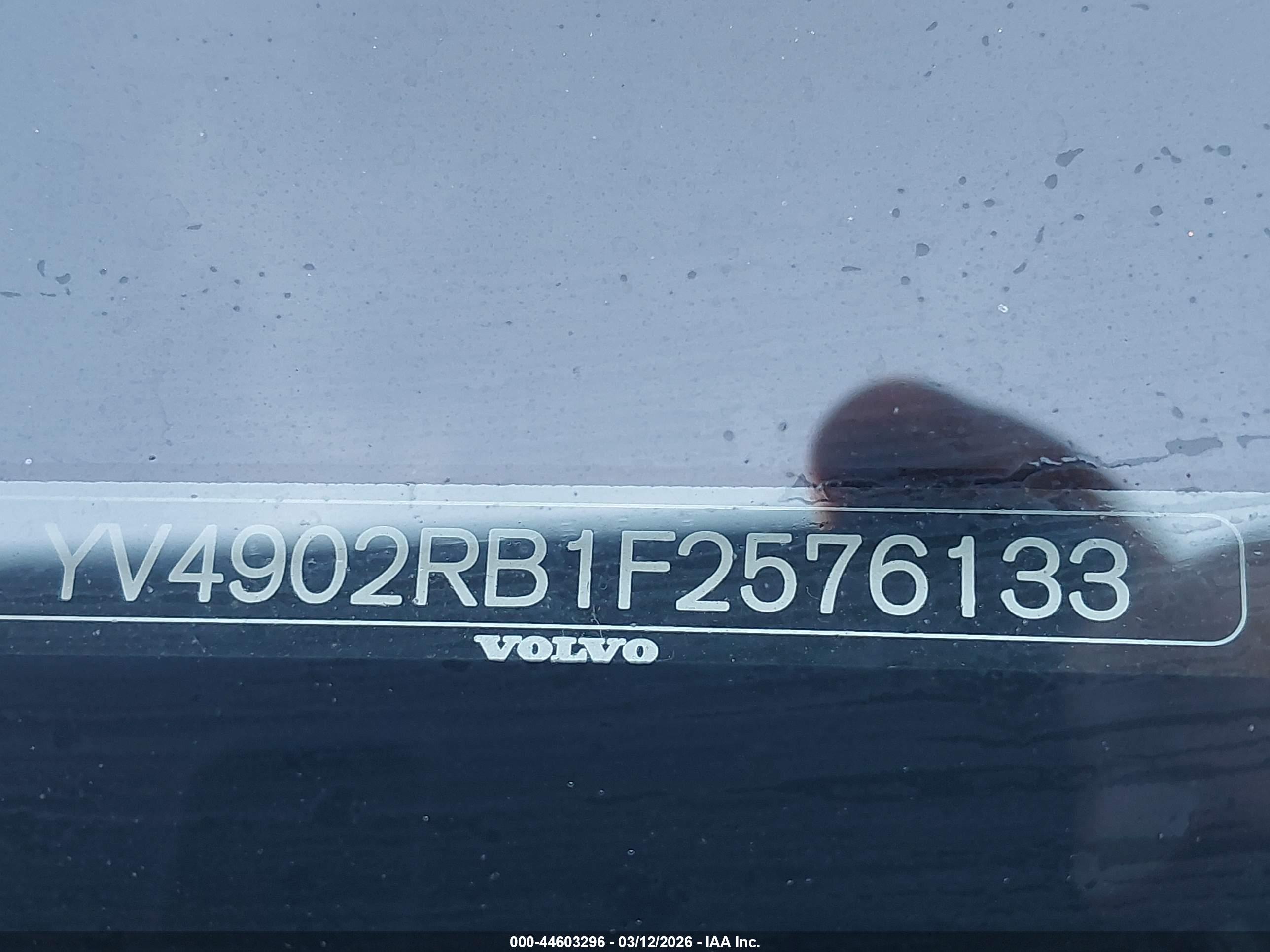 VOLVO XC60 image 9